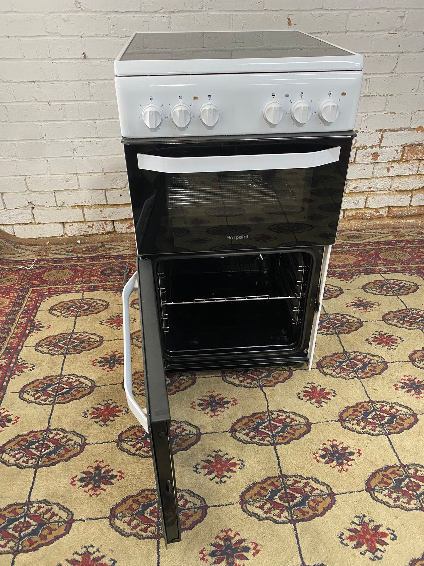 🚚Beautiful 50CM White Ceramic Electric Cooker With Oven/Grill For Sale