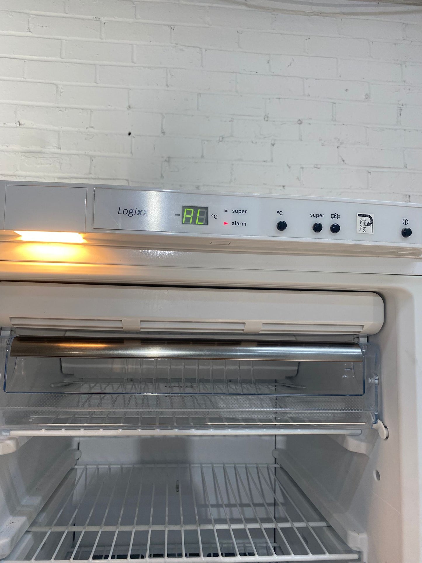 FREE DELIVERY Full Size Bosch Standing Freezer Only For Sale