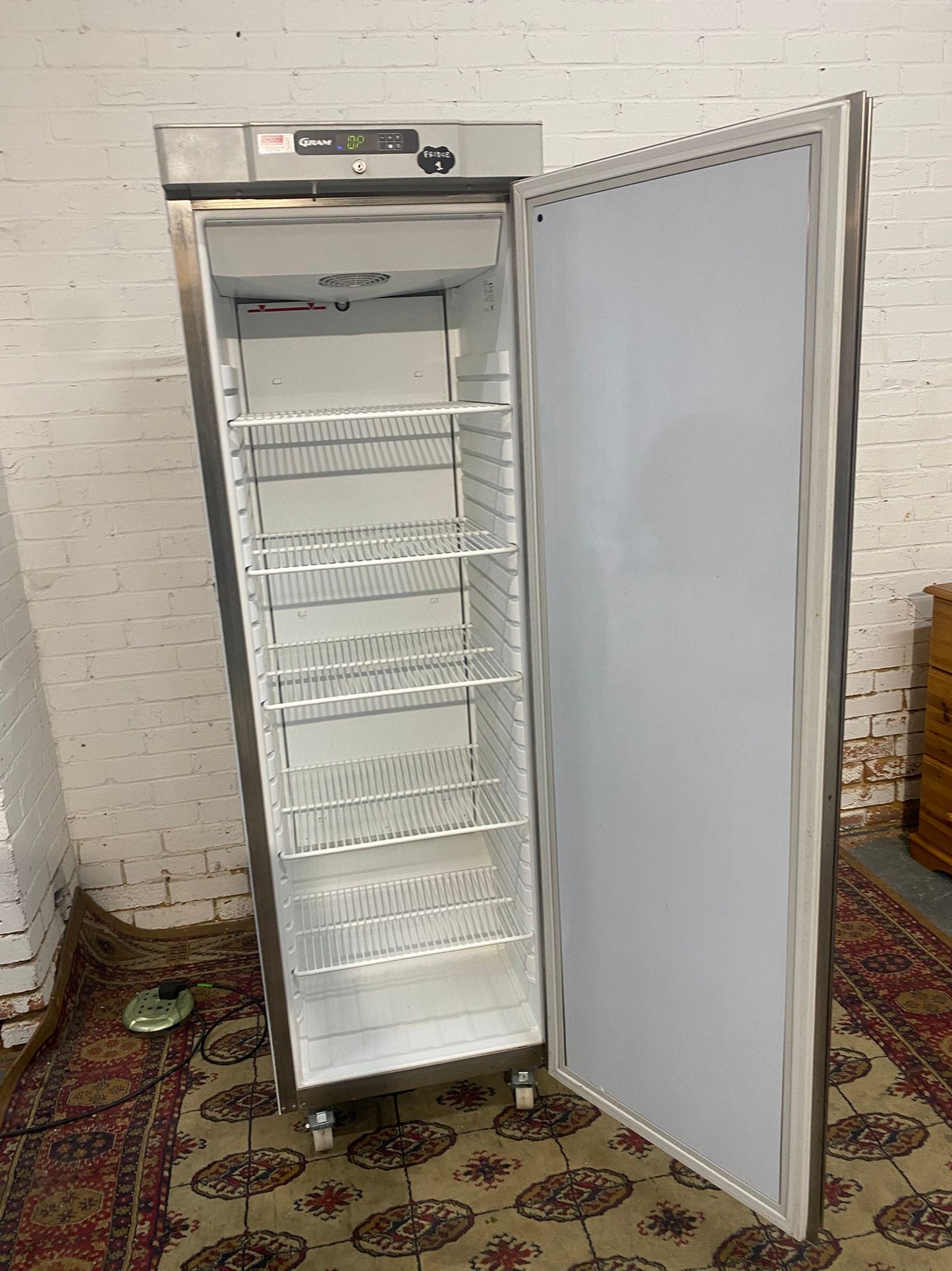 FREE DELIVERY Top Brand Gram Commercial Standing Fridge Stainless Steel For Sale