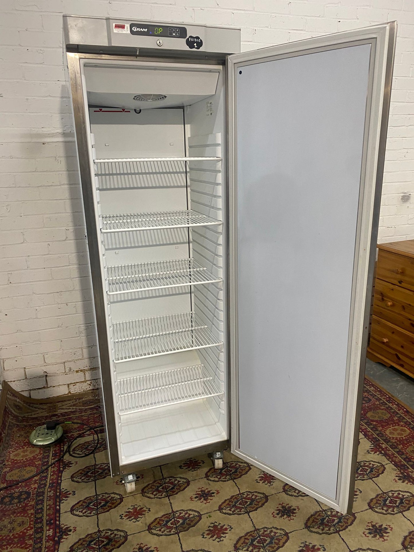FREE DELIVERY Top Brand Gram Commercial Standing Fridge Stainless Steel For Sale