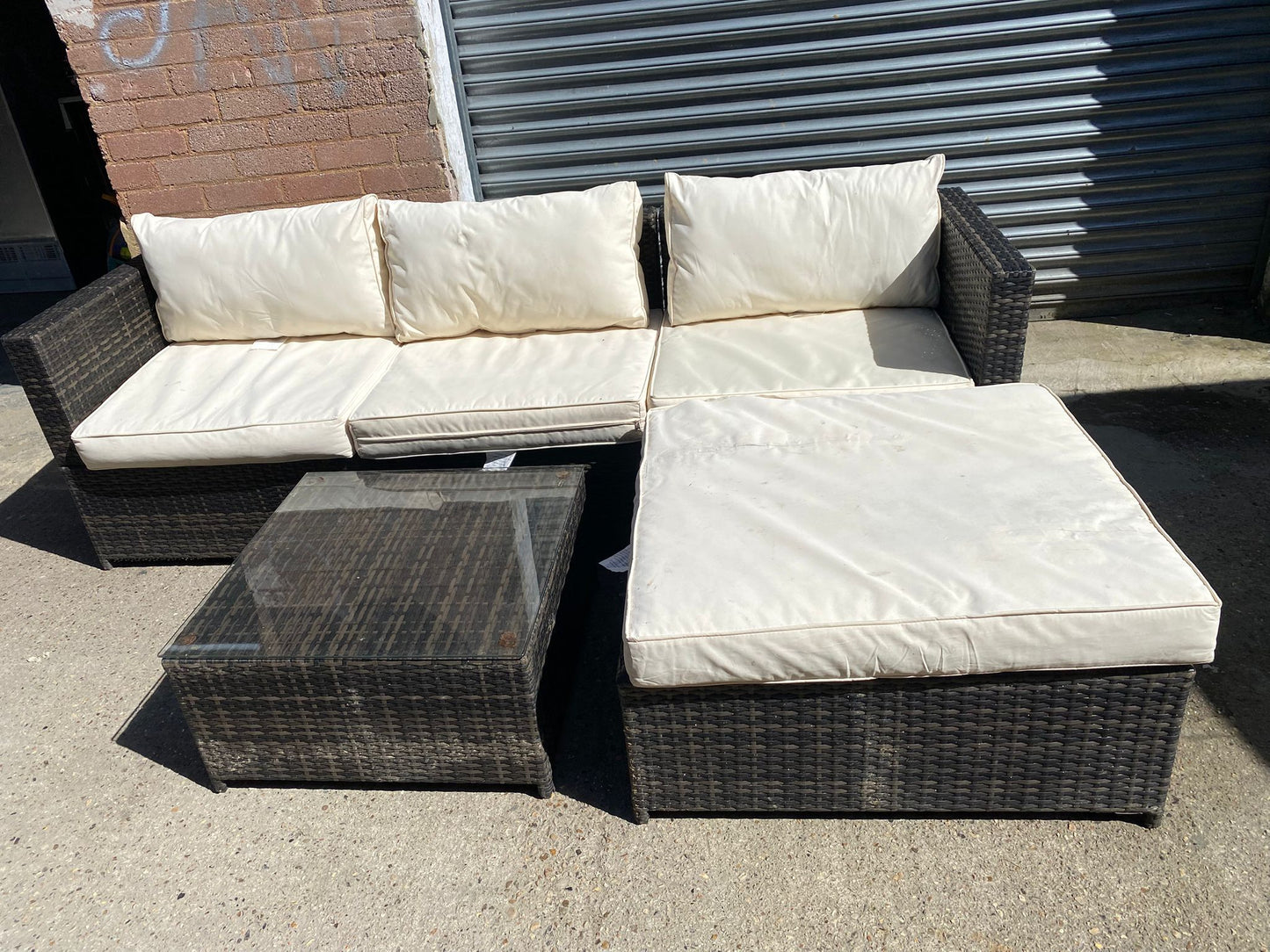 ✅🚐🚐Corner Rattan Sofa With White Cushions With Glass Table For Sale