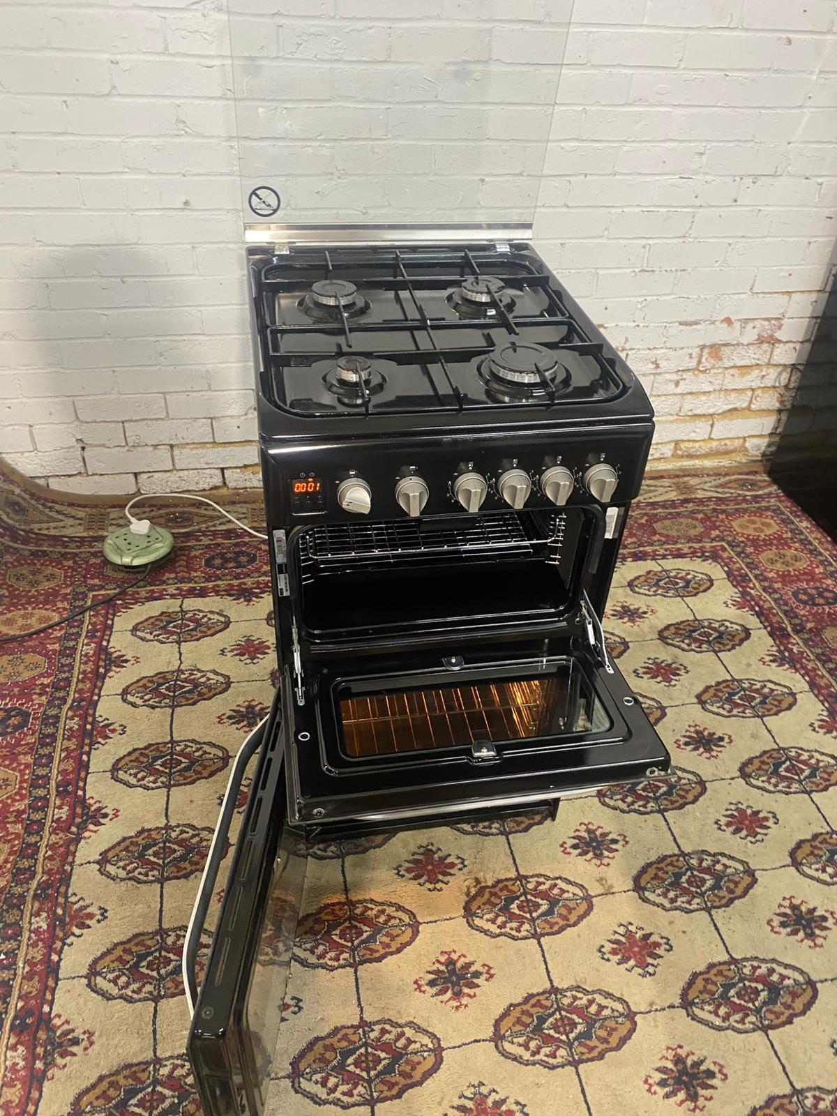 ✅🚚Beautiful 50CM HotPoint Black Gas Cooker With Oven/Grill For Sale