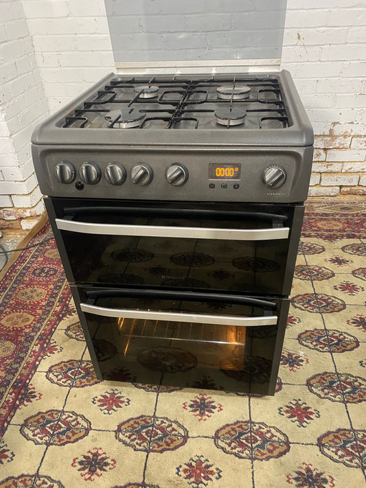 🚚Beautiful HotPoint 60CM Mattlic Grey Gas Cooker Oven/Grill For Sale