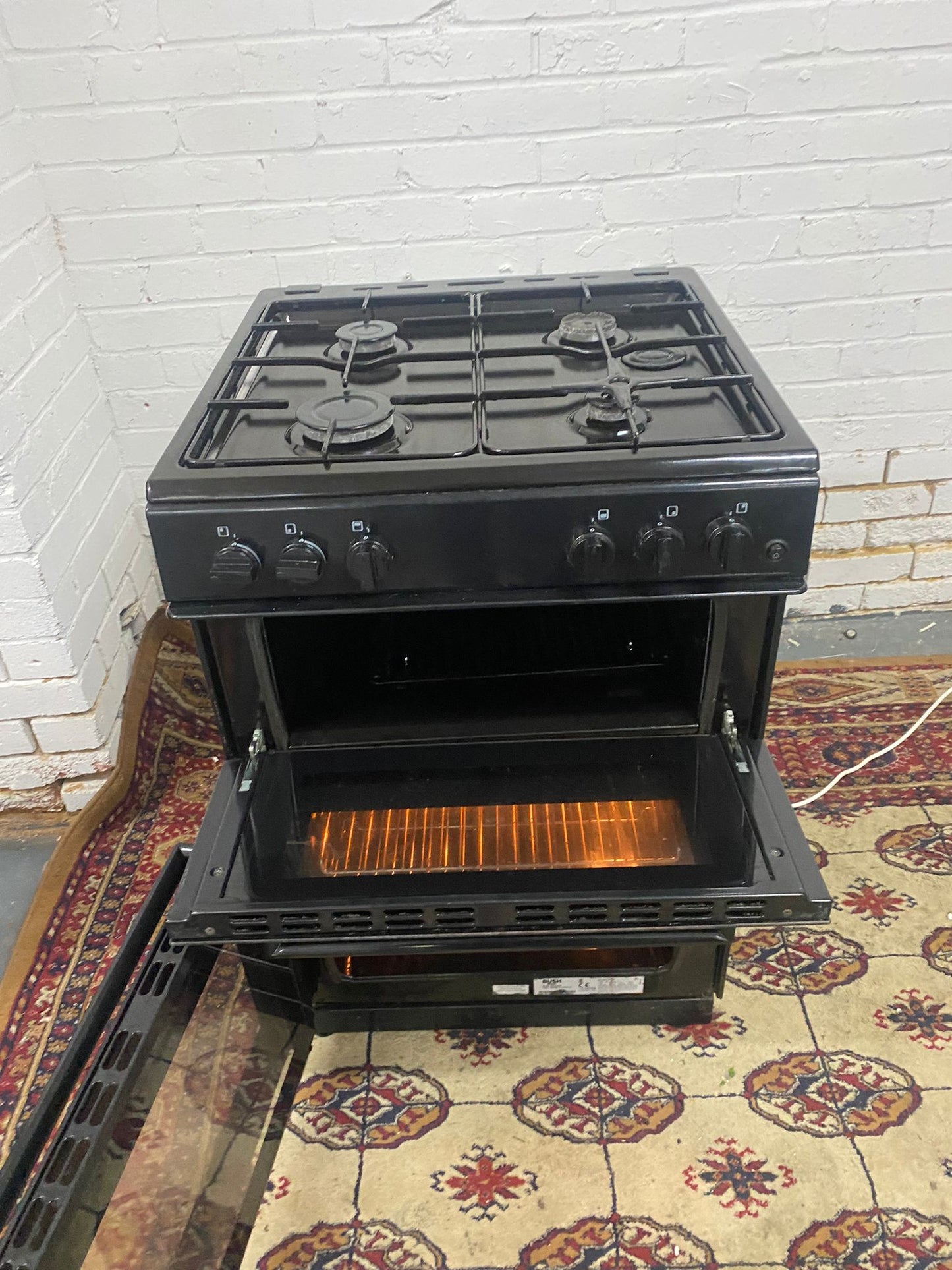 ✅🚐Beautiful Bush Black 60CM Gas Cooker With Oven/Grill For Sale