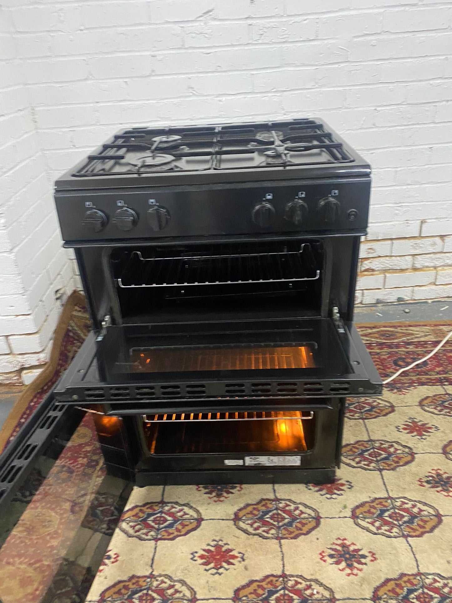 ✅🚐Beautiful Bush Black 60CM Gas Cooker With Oven/Grill For Sale