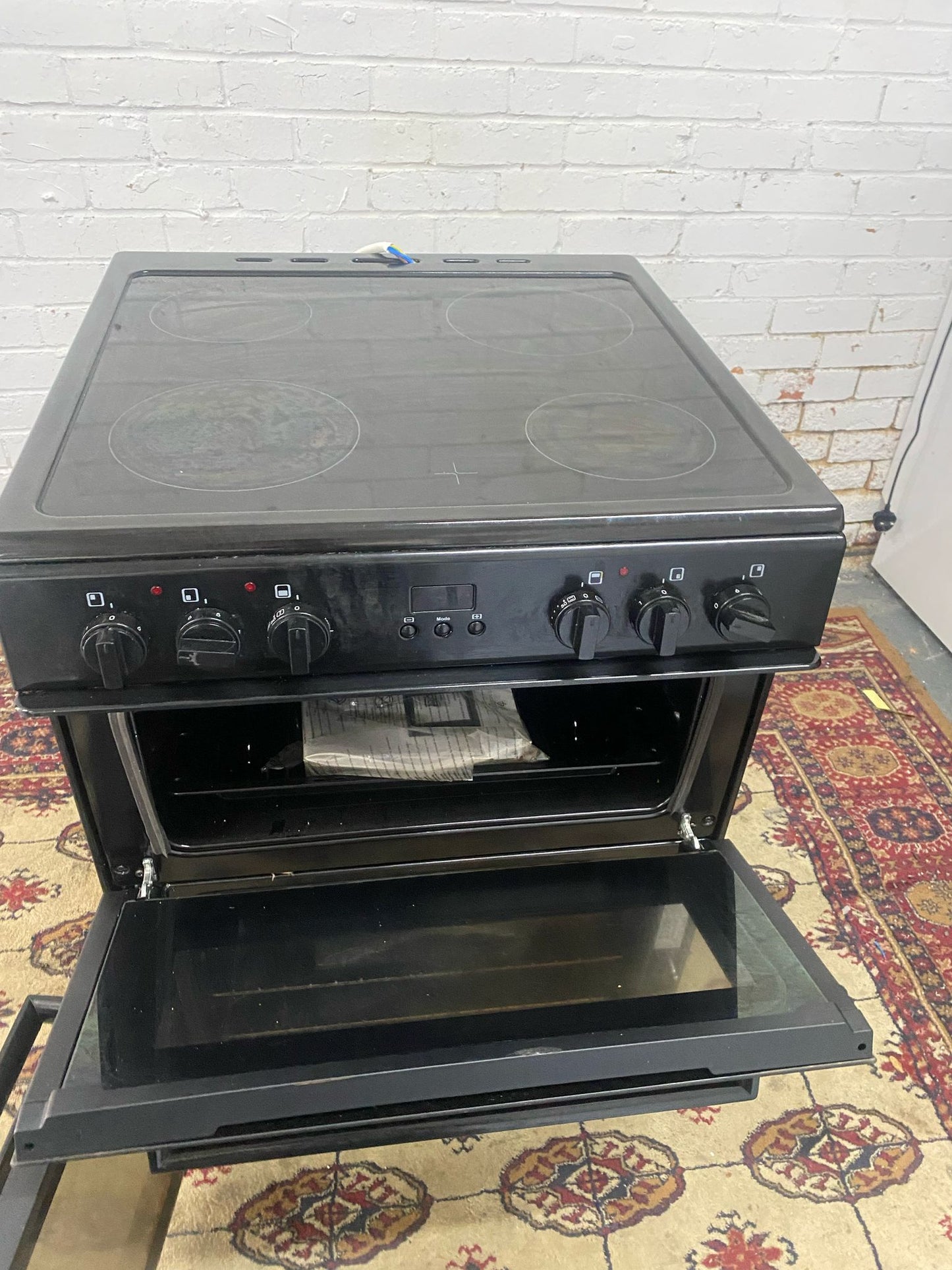 FREE DELIVERY Bush Black 60 CM Electric Cooker With Oven/Grill For Sale