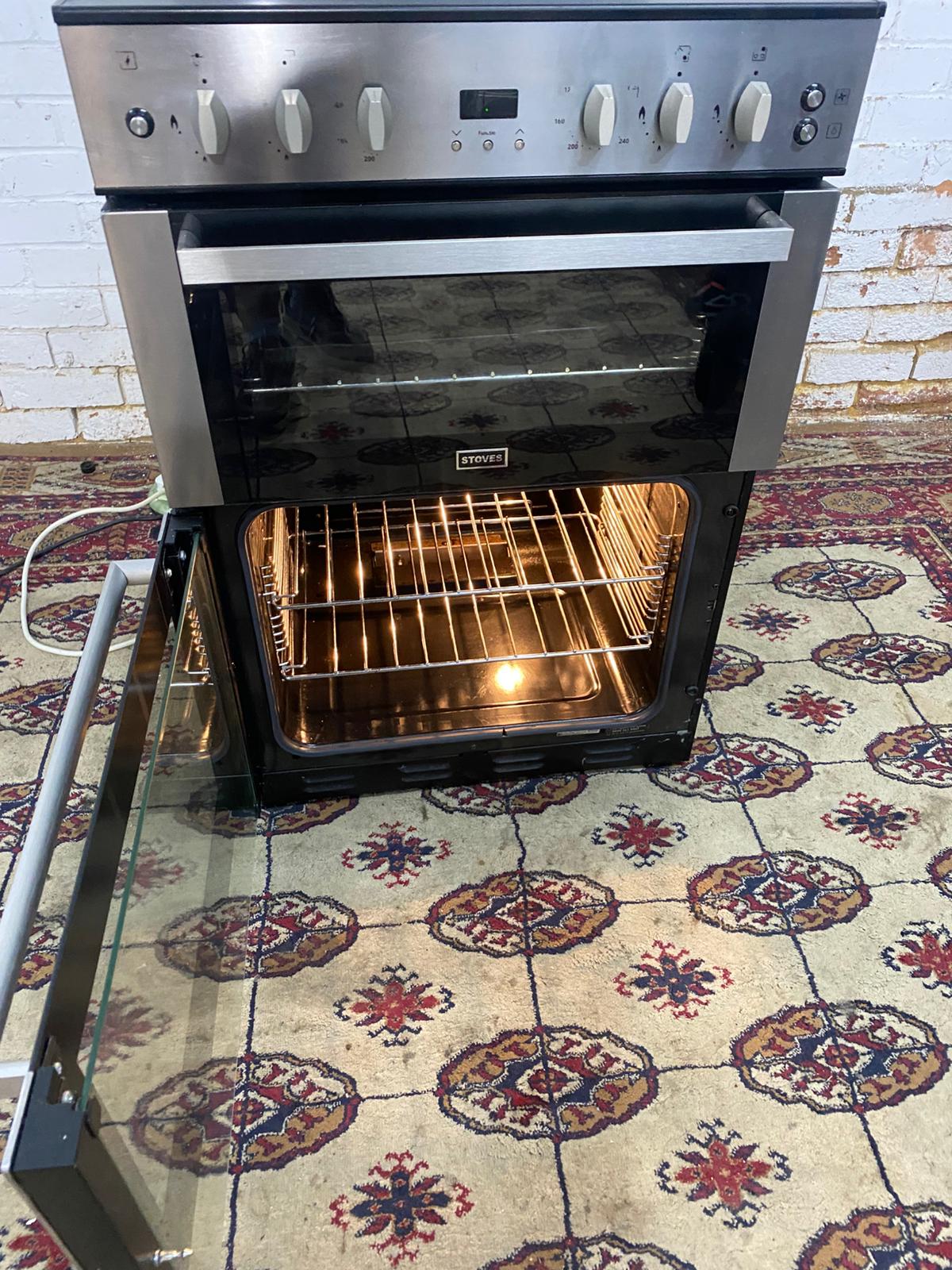 ✅🚐🚐Beautiful Stoves 60CM Stainless Steel Gas Cooker With Dual Oven/ Grill For Sale