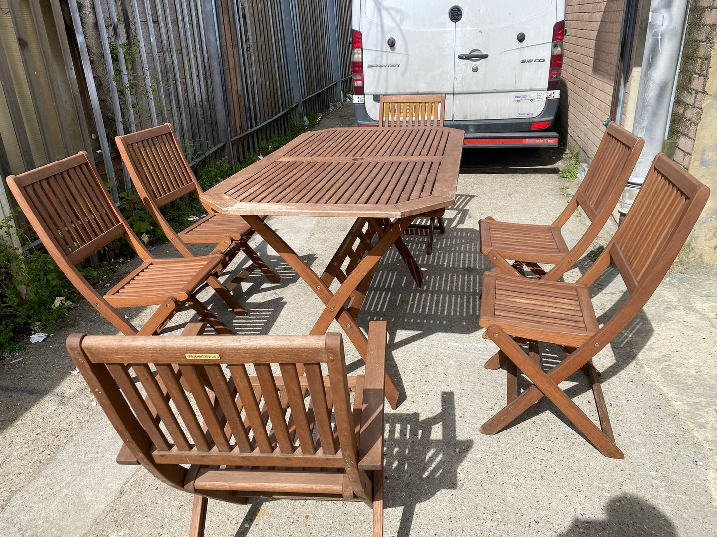 ✅🚐Beautiful Branded Wooden Garden Table With 6 Carvers Chairs For Sale