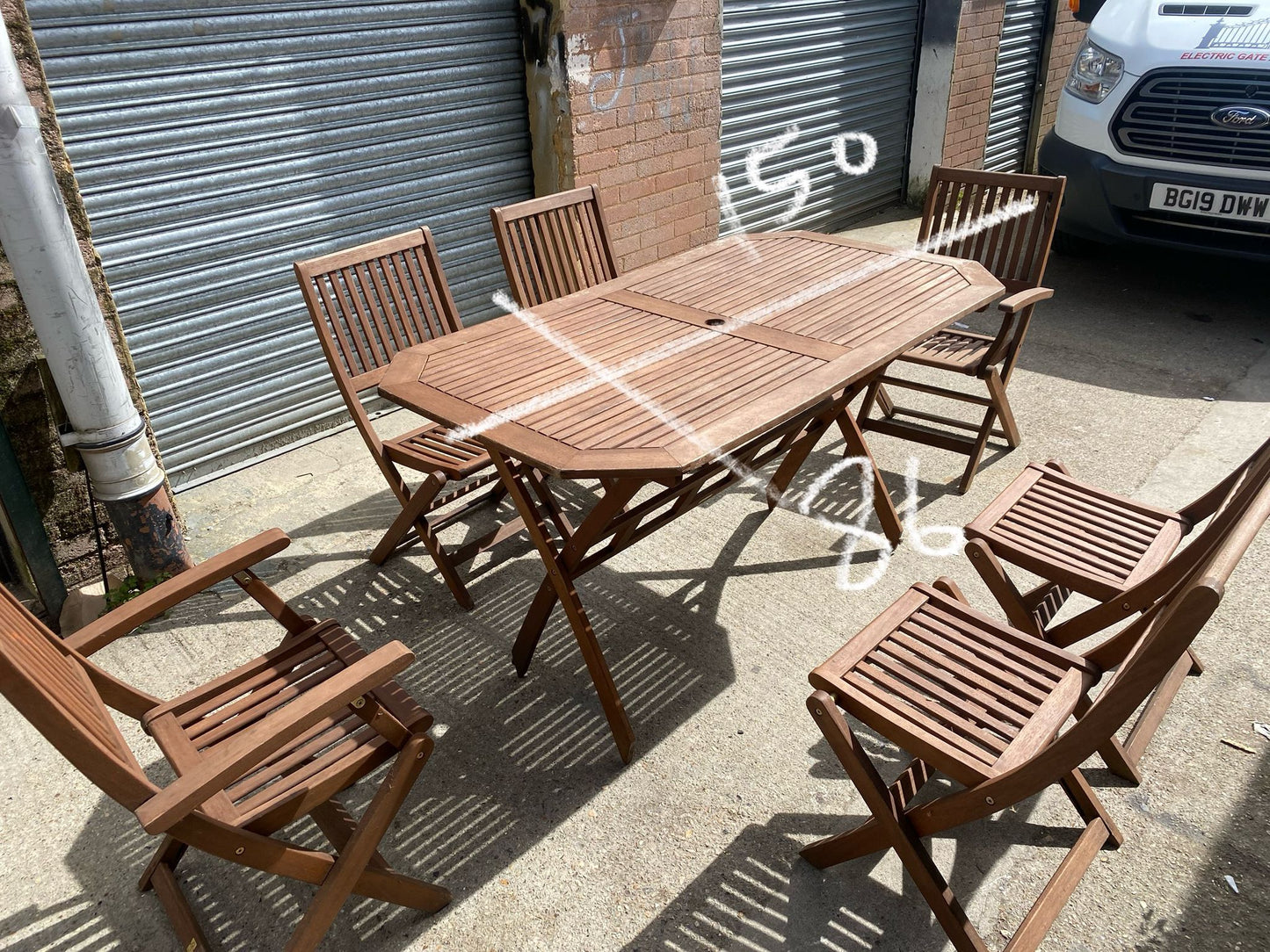 ✅🚐Beautiful Branded Wooden Garden Table With 6 Carvers Chairs For Sale