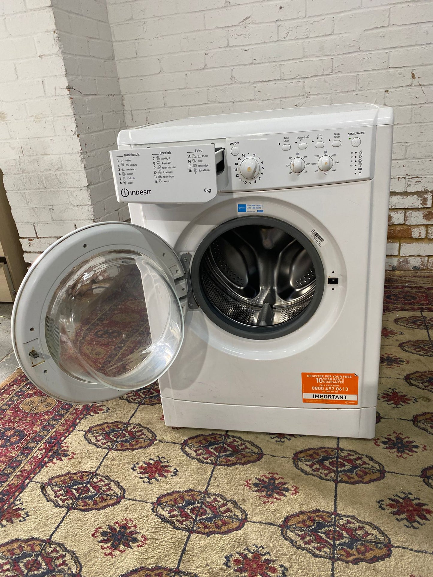 🚚Beautiful Indesit 8KG Washing Machine For Sale