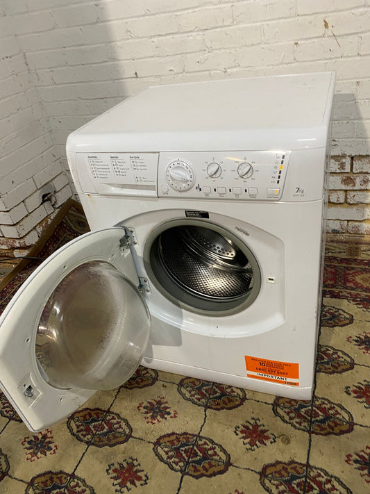🚚Beautiful HotPoint 7KG Washing Machine For Sale