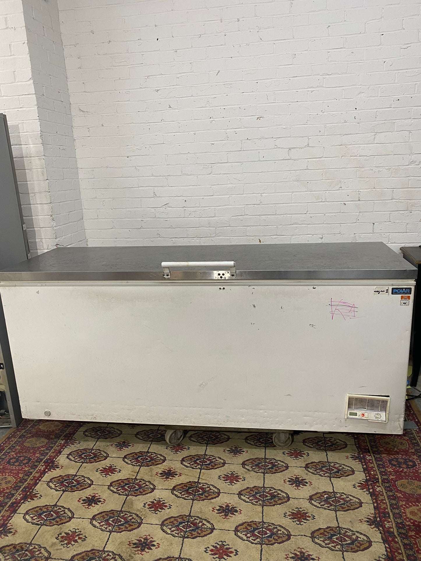 ✅🚐🚐Beautiful TopBrand Polar 2M Long Commercial Chest Freezer Chest Freezer For Sale