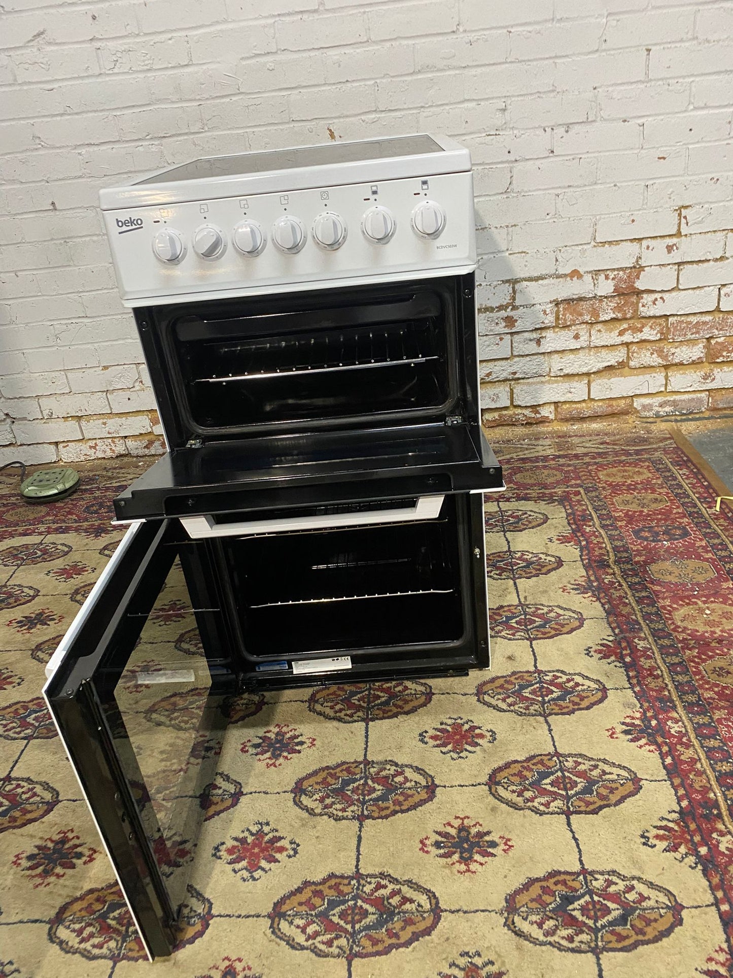 🚐Beautiful Beko White 50CM Electric Ceramic Cooker With  Oven/Grill For Sale