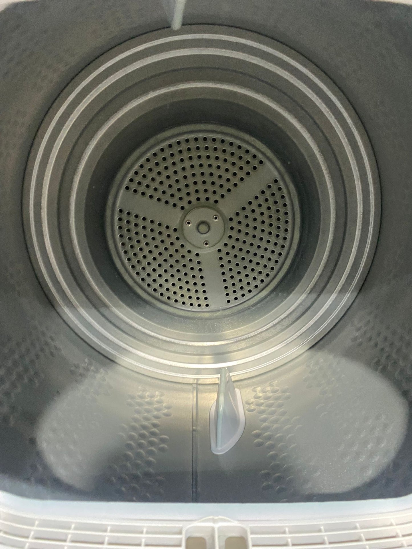 🚐🚐Beautiful Candy 9KG Condenser Dryer For Sale