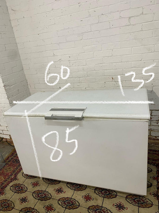 ✅🚐🚐Beautiful 400L Commercial Chest Freezer For Sale