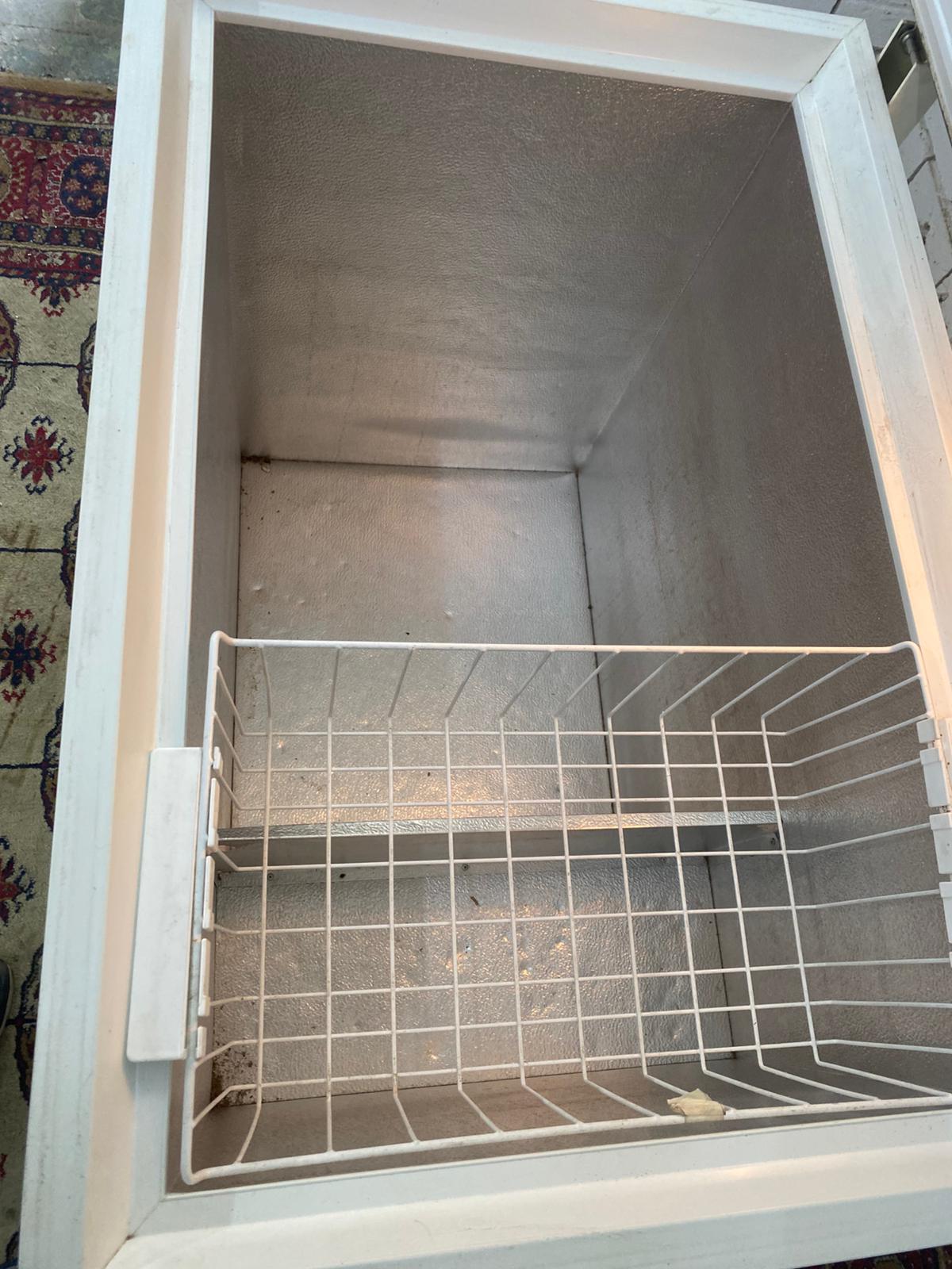 ✅🚐🚐Beautiful 280L Electrolux Chest Freezer For Sale