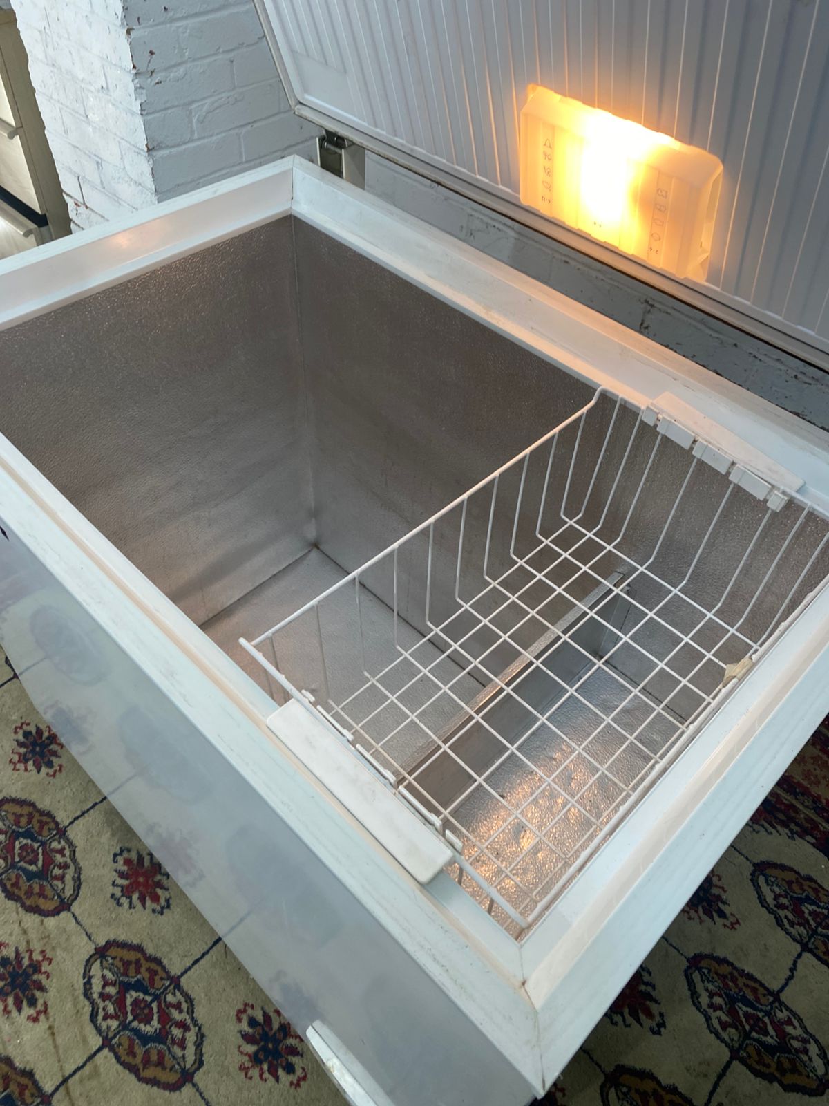 ✅🚐🚐Beautiful 280L Electrolux Chest Freezer For Sale