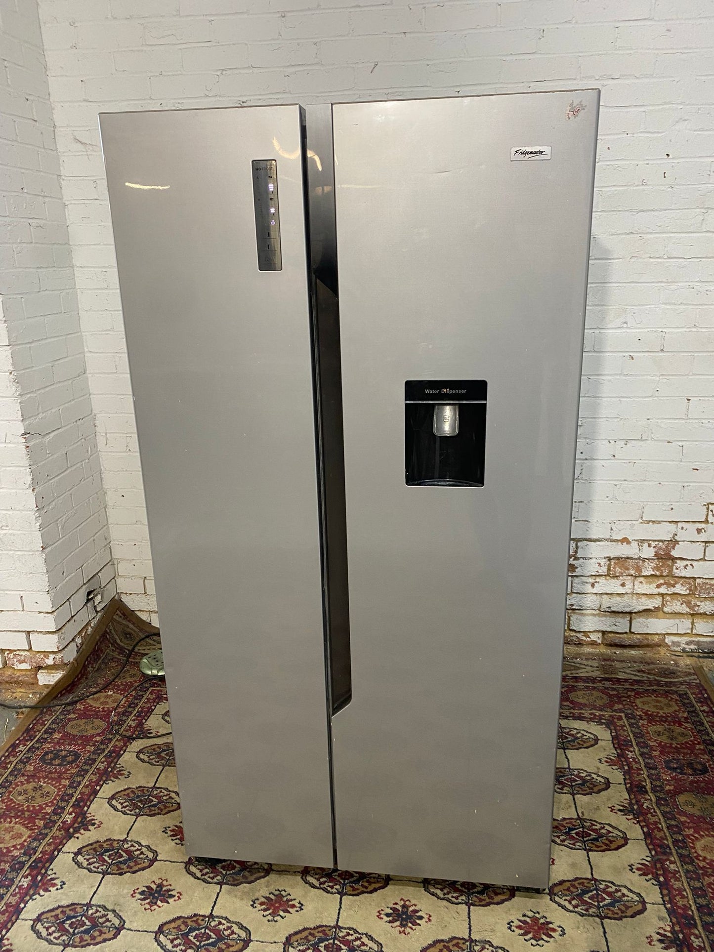 🚐🚐Logik Grey NonPlumb American Fridge Freezer With Water Dispenser For Sale