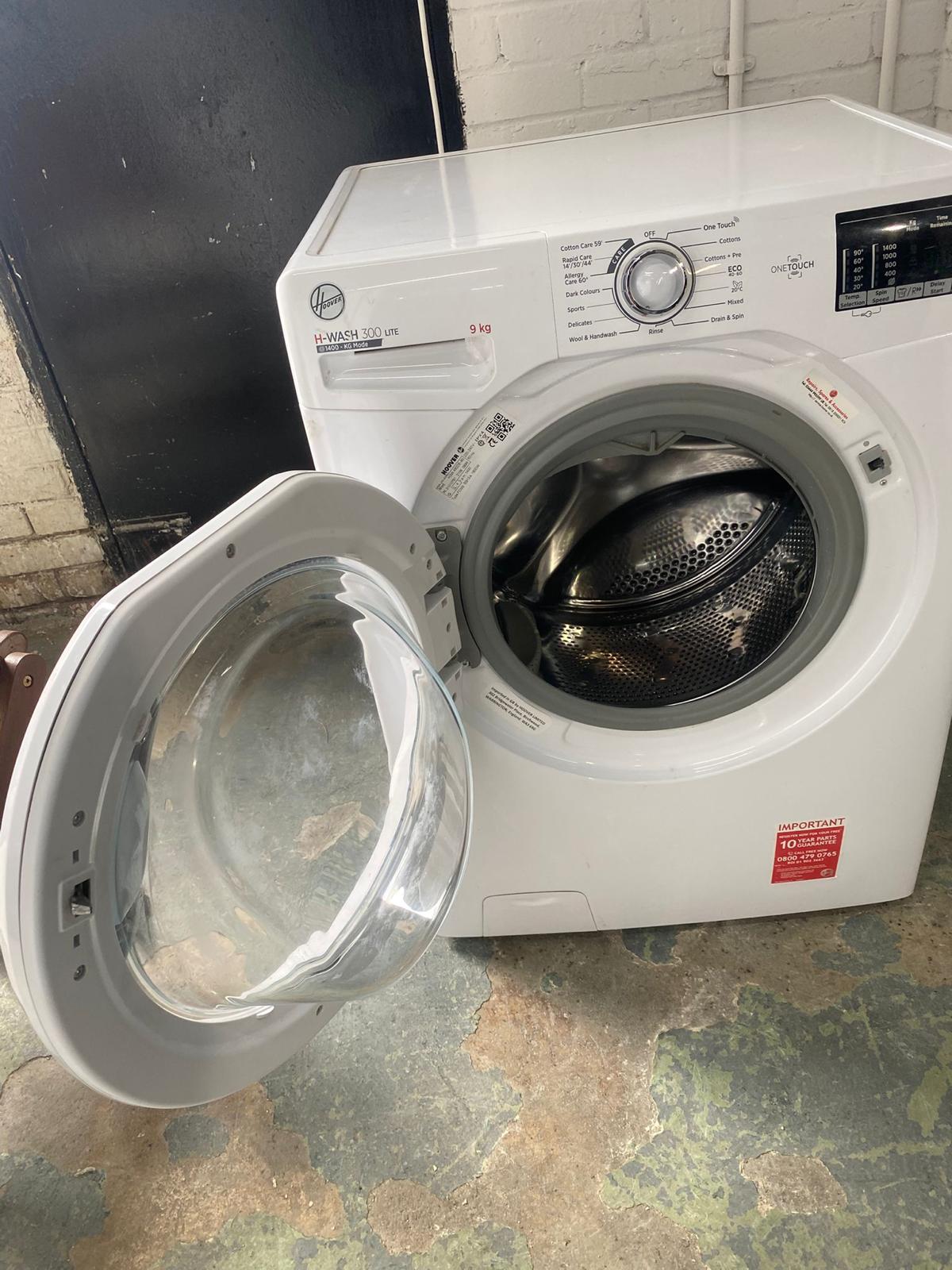 ✅🚚Beautiful Hoover 9KG Washing Machine For Sale