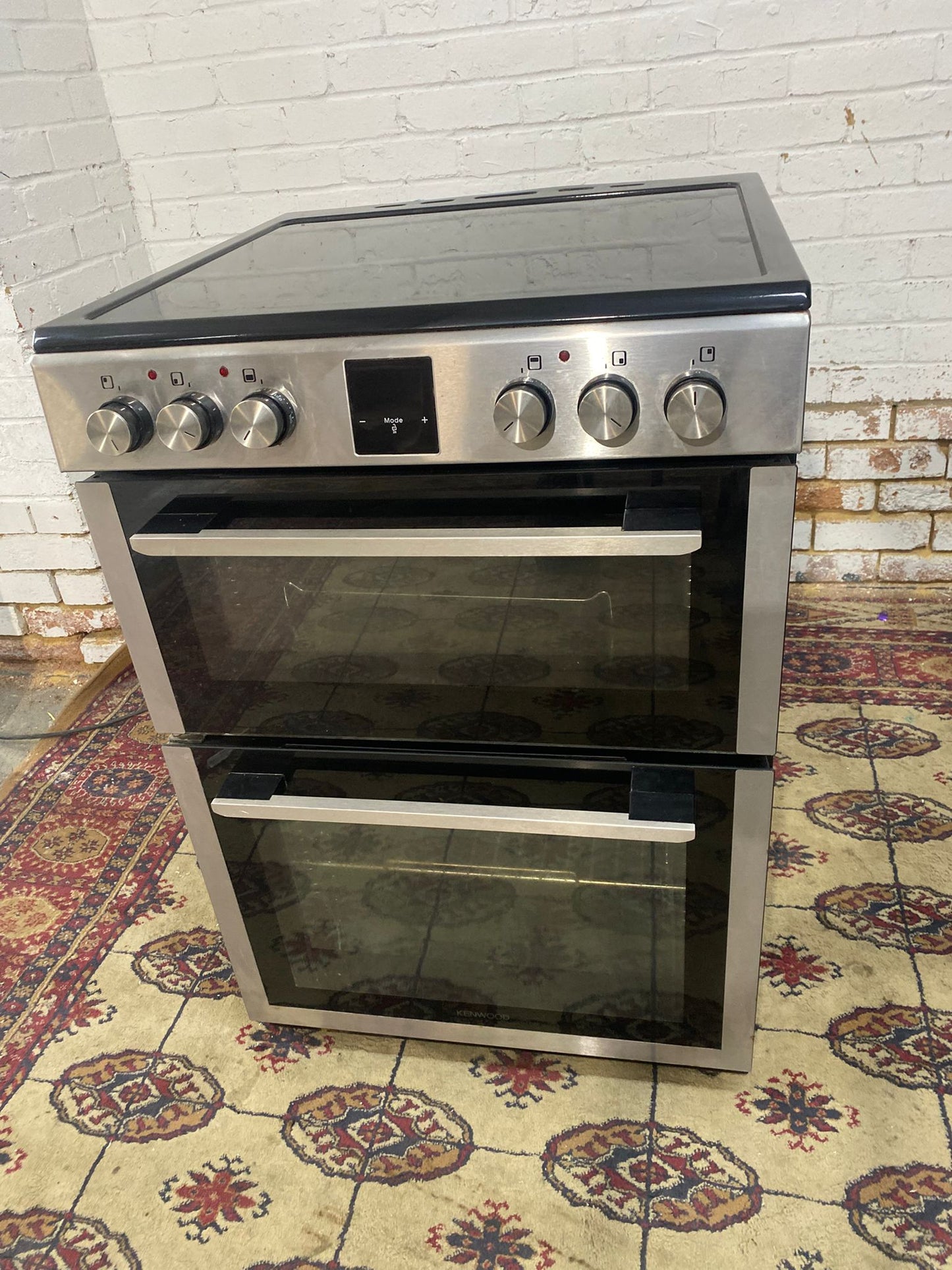 🚐🚐Beautiful Kenwood Stainless Steel 60CM Ceramic Electric Cooker With Oven/Grill For Sale