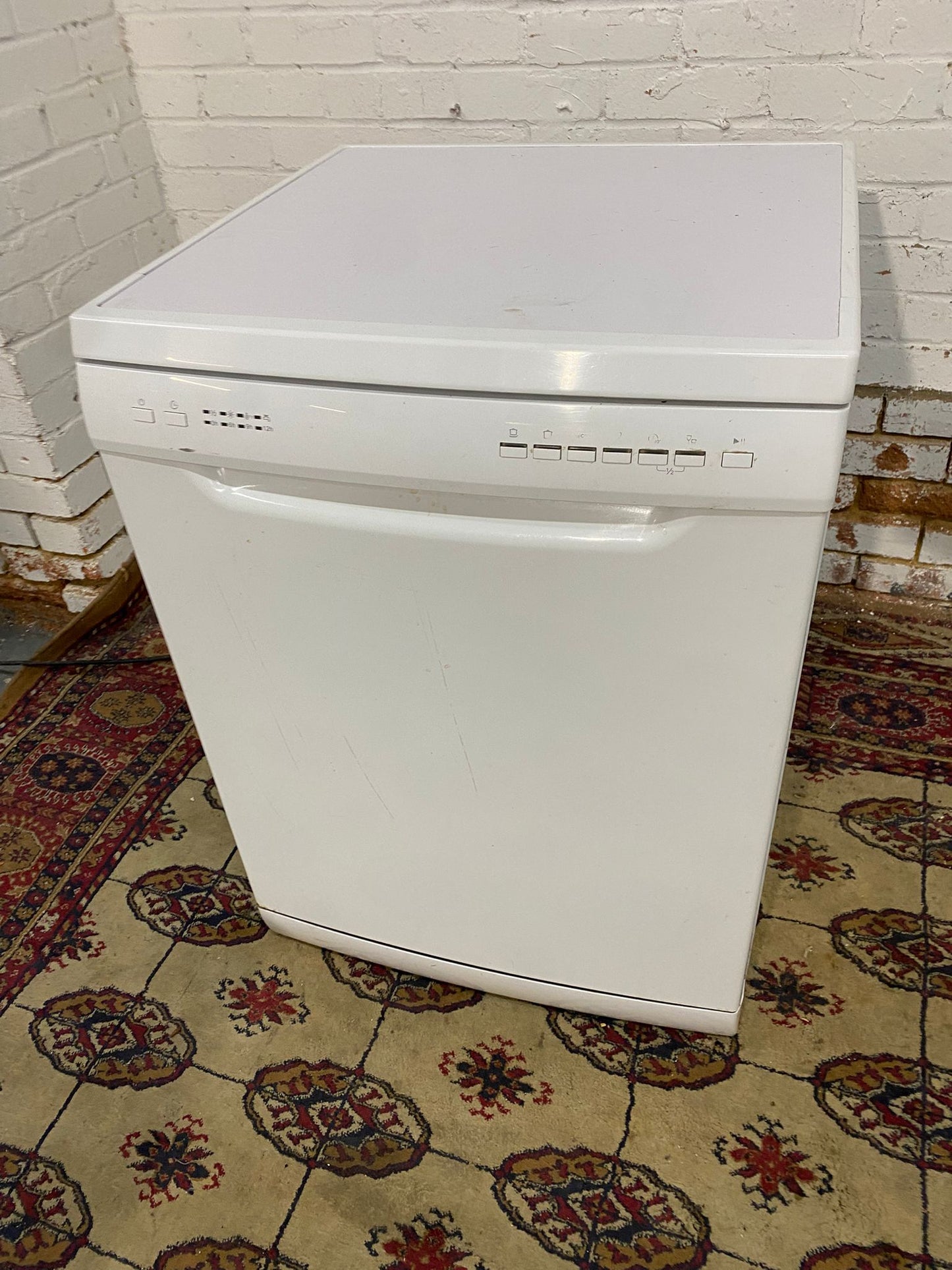 🚚FREE DELIVERY Beautiful Curreys 60CM Dish Washer For Sale