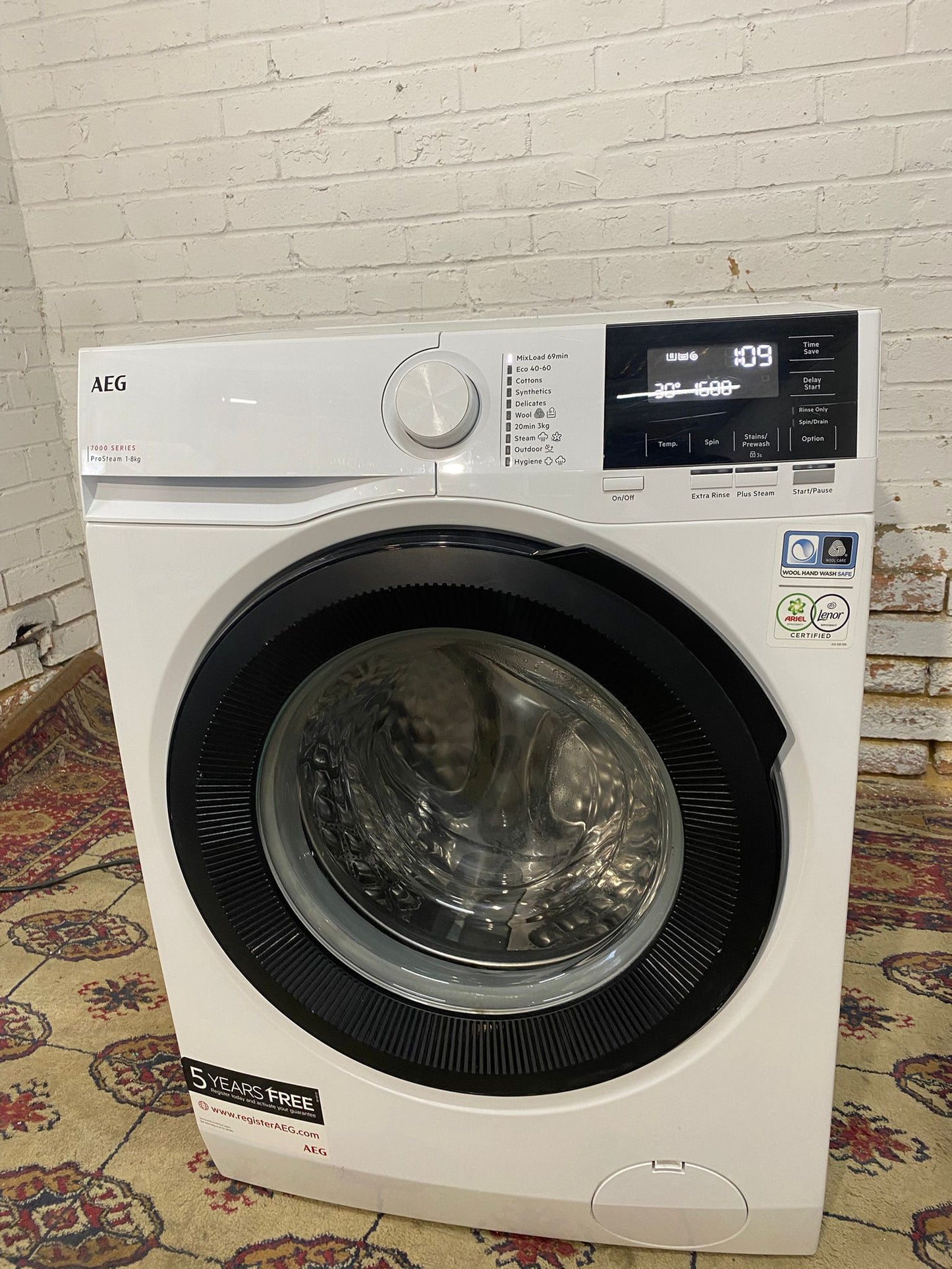 ✅🚚Beautiful AEG 8KG Latest Model Washing Machine For Sale