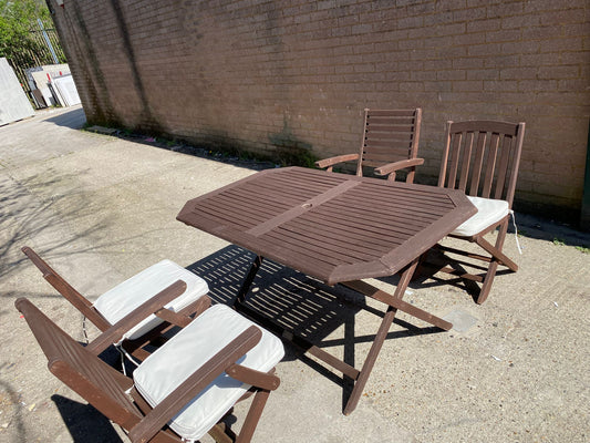 🚚Beautiful Wooden Teak Square Table With 4 Chairs For Sale