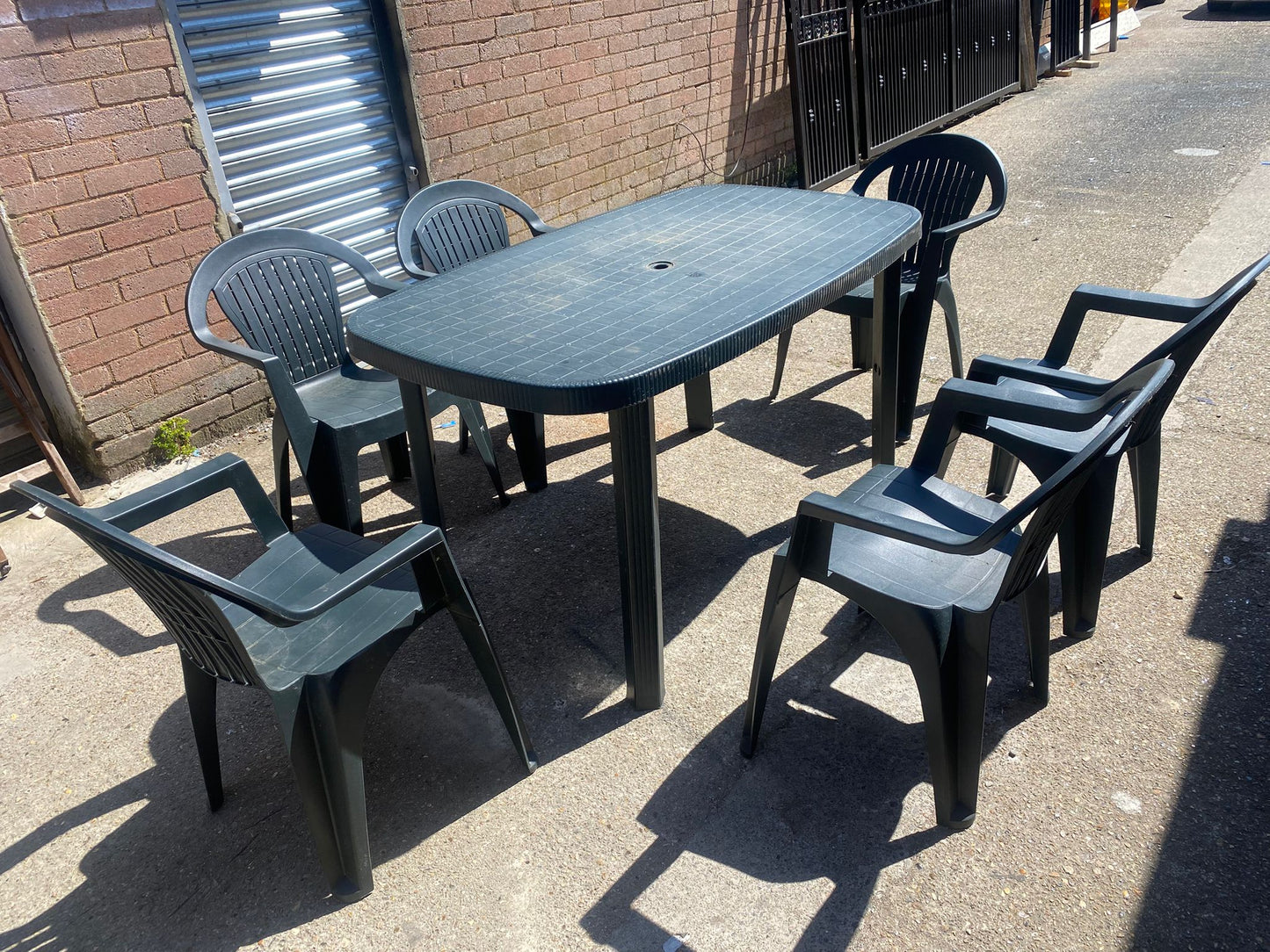 🚚Beautiful Plastic Square Table With 6 Convass Chairs For Sale