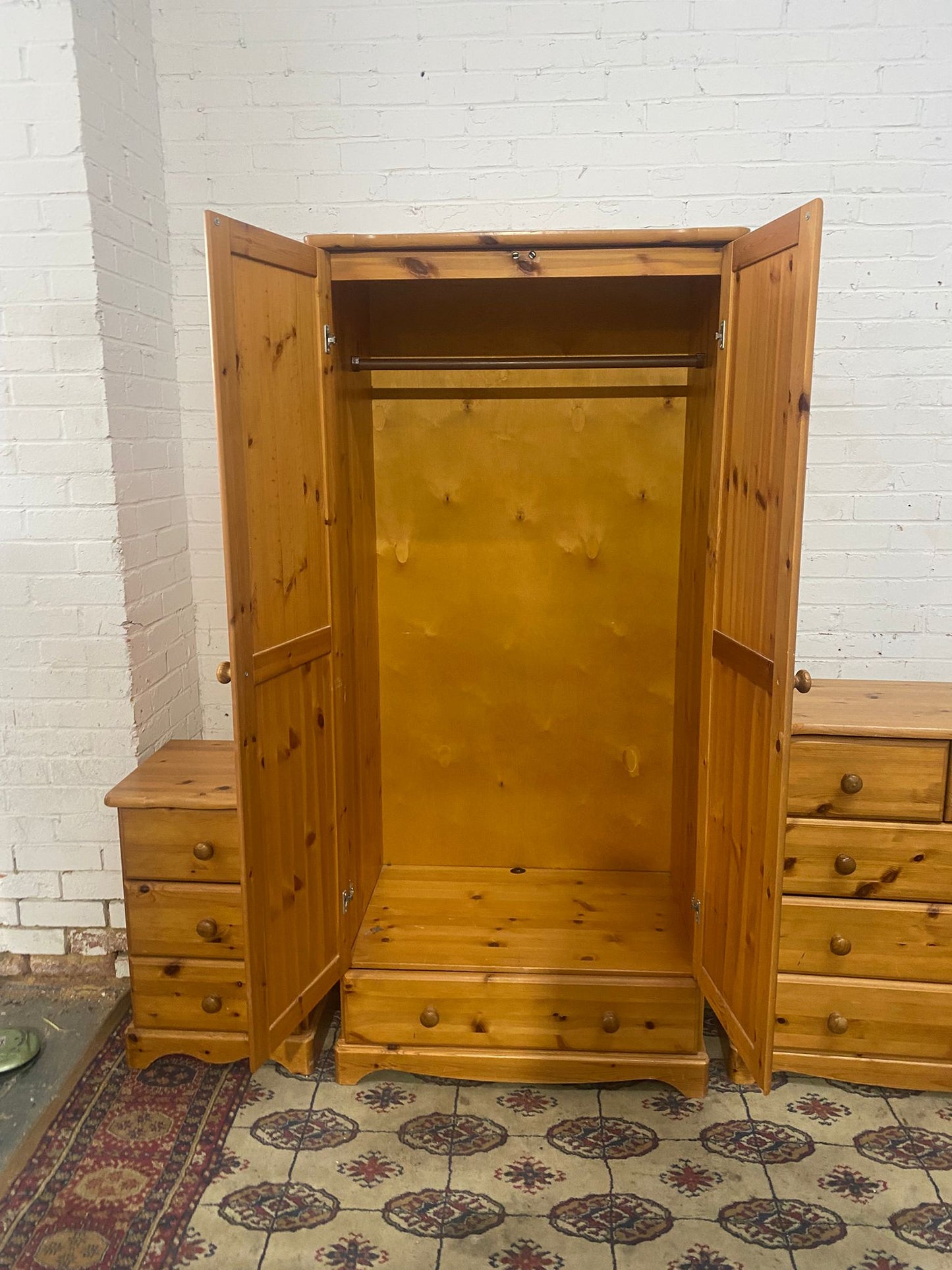 ✅🚚Beautiful Pine Two Door Assemble Wardrobe With 2Matching Drawers For Sale