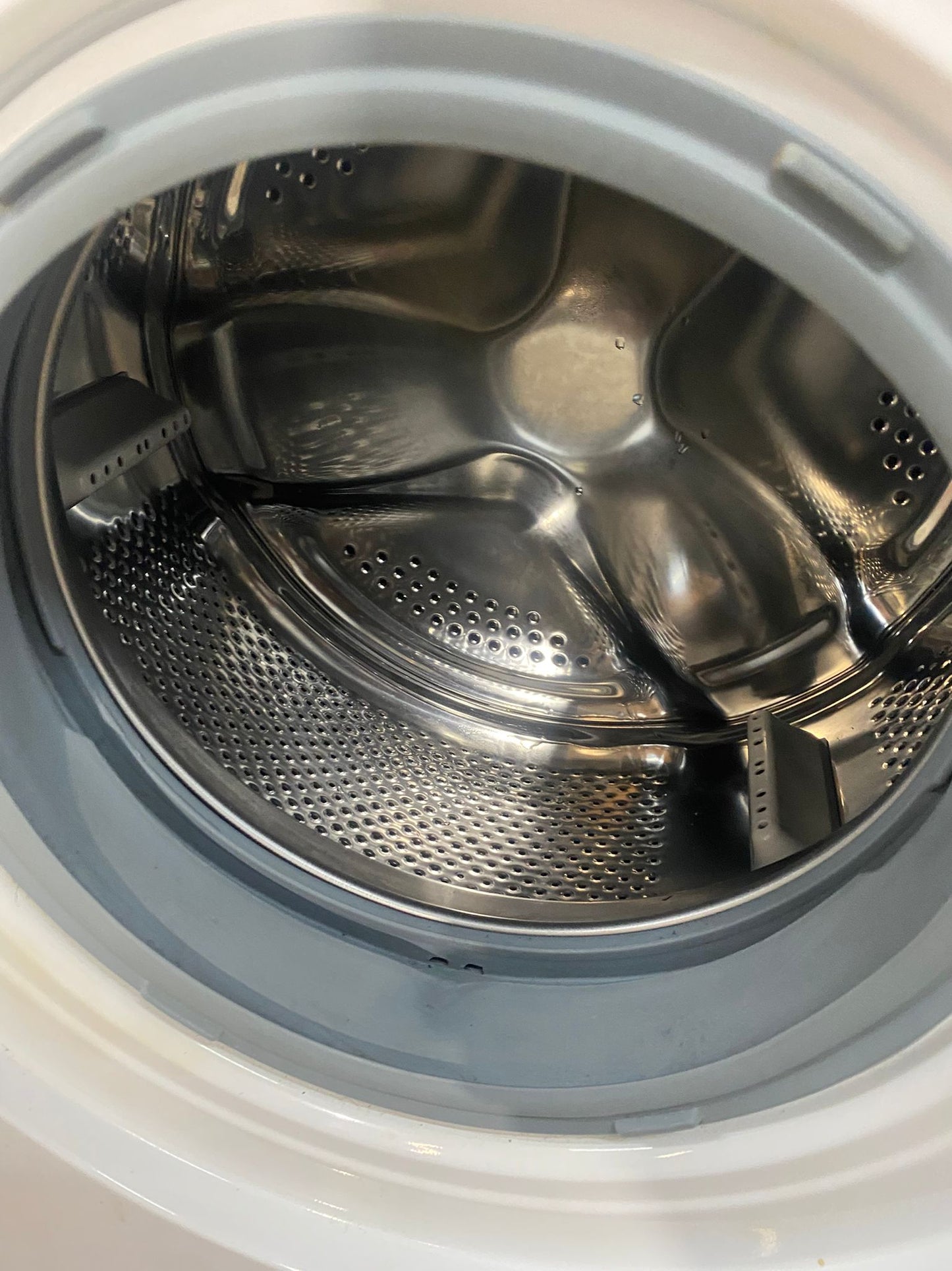 ✅🚚Beautiful Bush 7KG Washing Machine For Sale