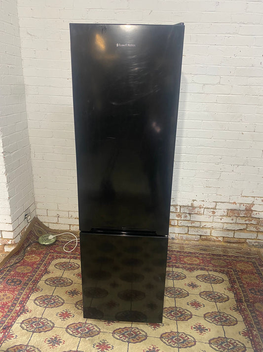 ✅🚐Beautiful Tall Black Russell Hobbs Fridge Freezer For Sale