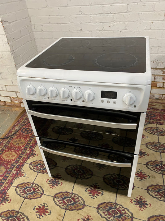 Hotpoint White 60CM Electric Ceramic Cooker With Oven/Grill For Sale