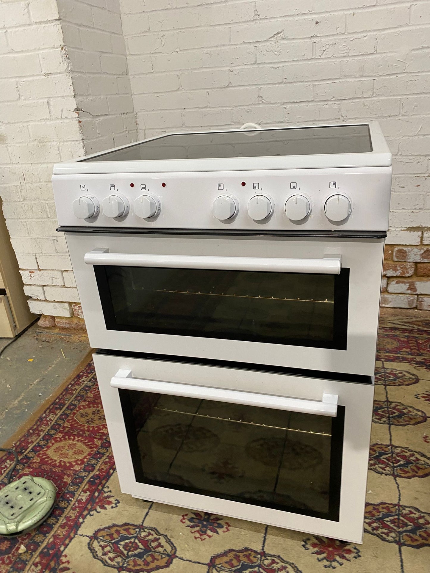 Electra White 60CM Electric Ceramic Cooker With Oven/Grill For Sale