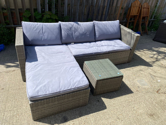 Beautiful Rattan Corner Set With FootRest For Sale
