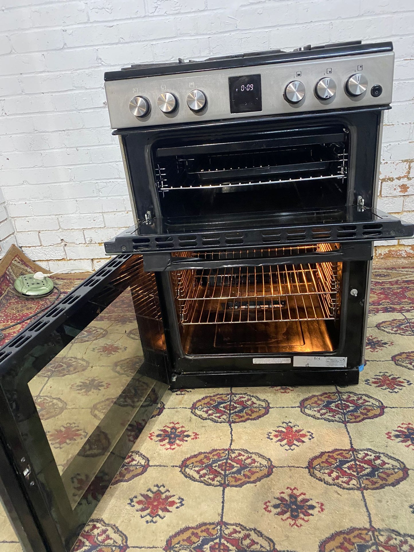 Beautiful Kenwood Silver Grey Free Standing 60CM Gas Cooker With Dual Oven/Grill For Sale
