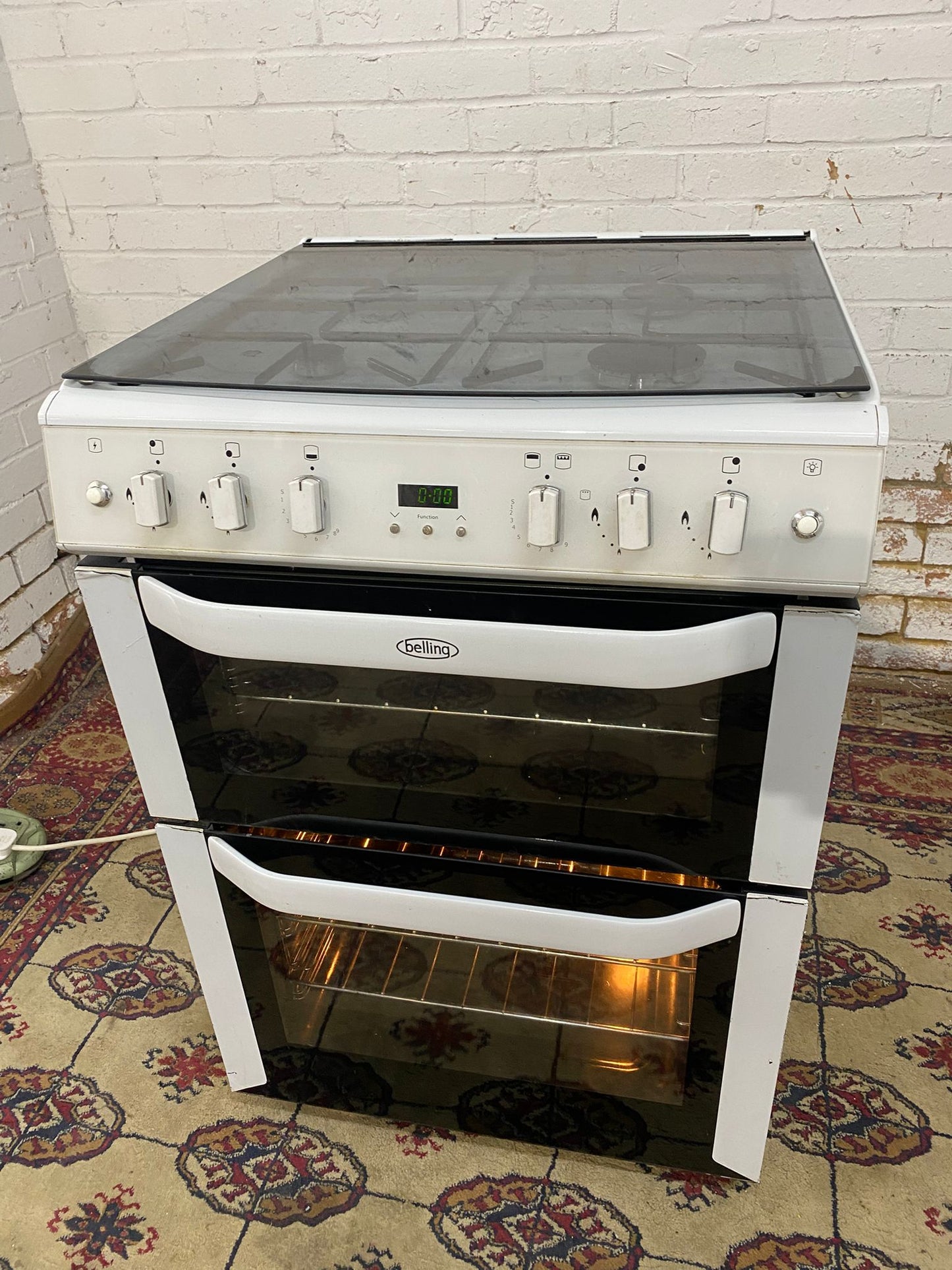 Beautiful Belling 60CM White Gas Cooker With Oven/Grill For Sale