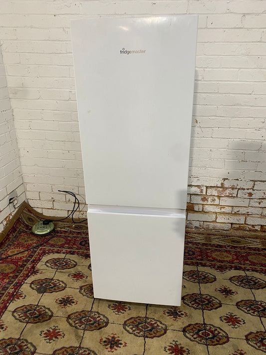 FREE DELIVERY Beautiful FridgeMaster 50CM Wide Medium Fridge Freezer For Sale
