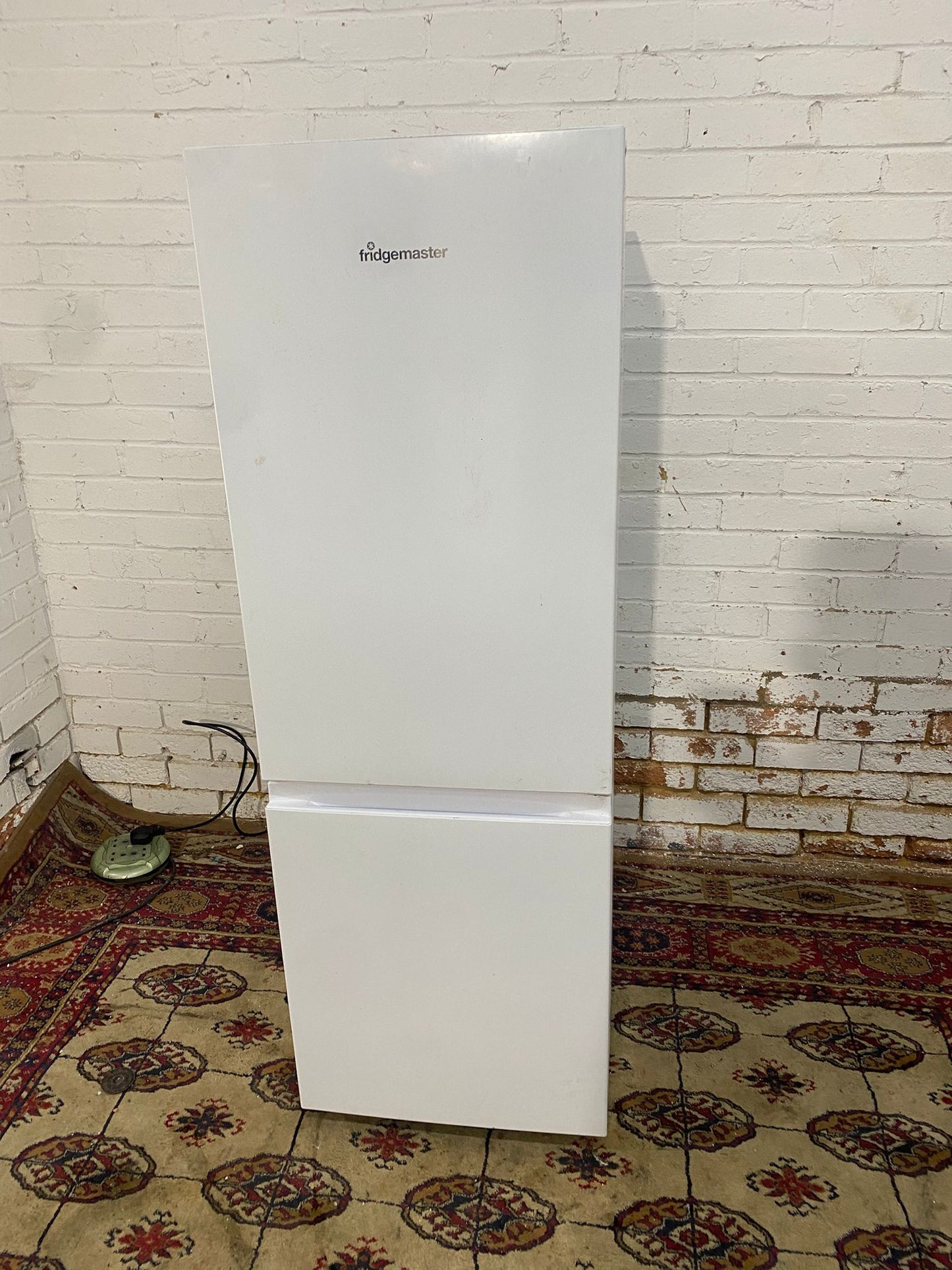 FREE DELIVERY Beautiful FridgeMaster 50CM Wide Medium Fridge Freezer For Sale