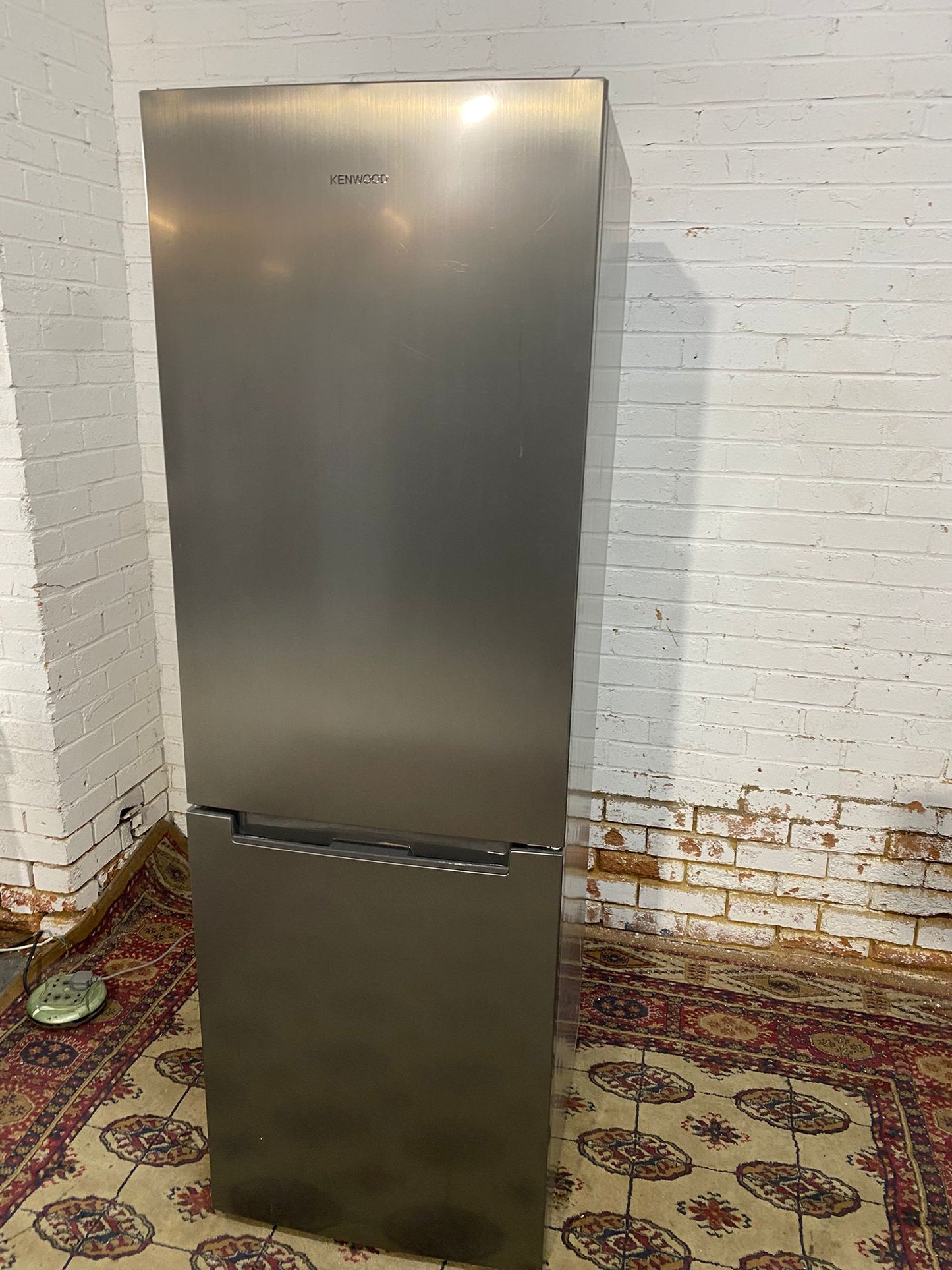 Beautiful 185CM Tall Kenwood Grey/Silver Fridge Freezer For Sale