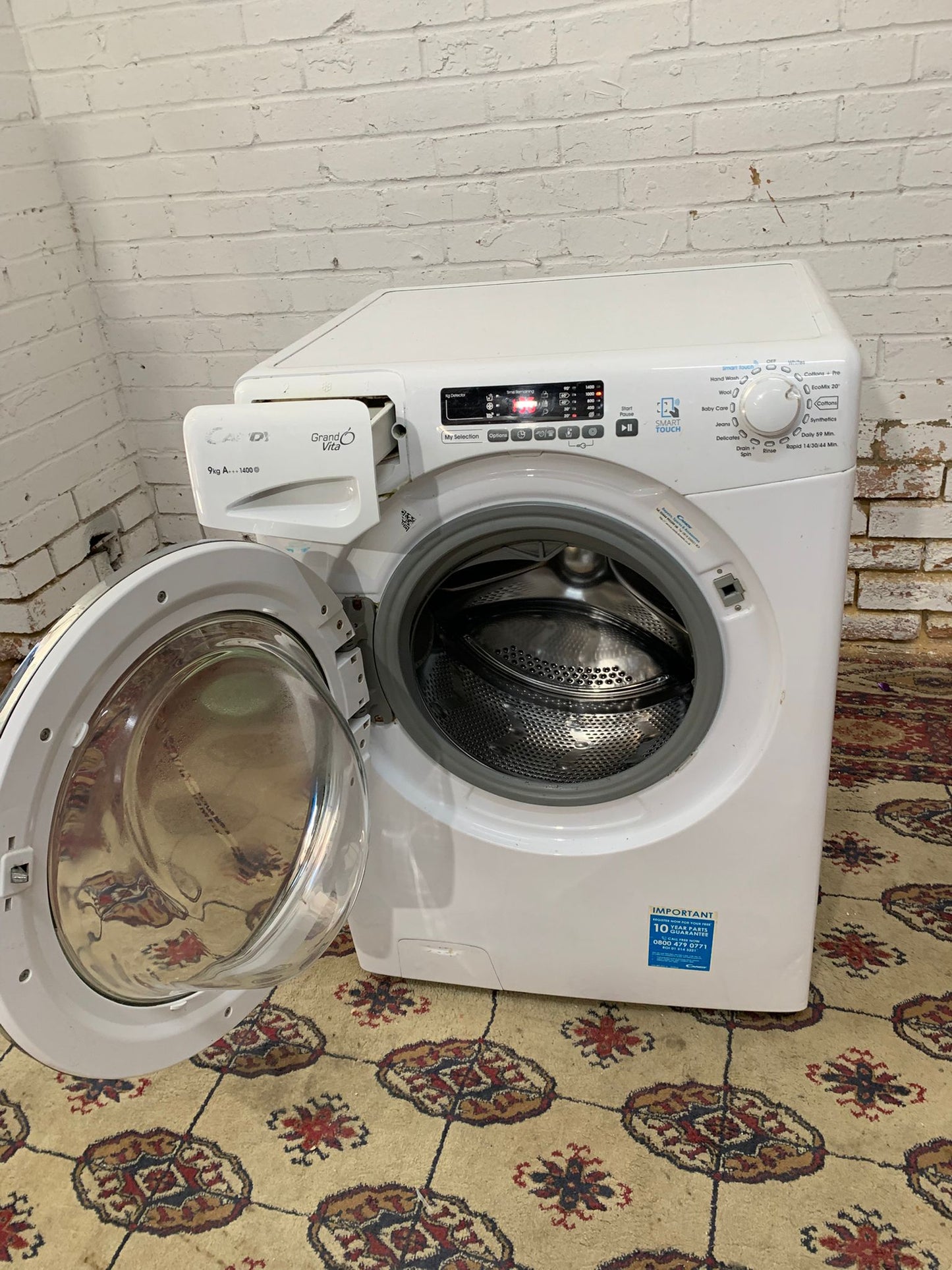 Beautiful Candy Latest Model White 9KG Washing Machine For Sale