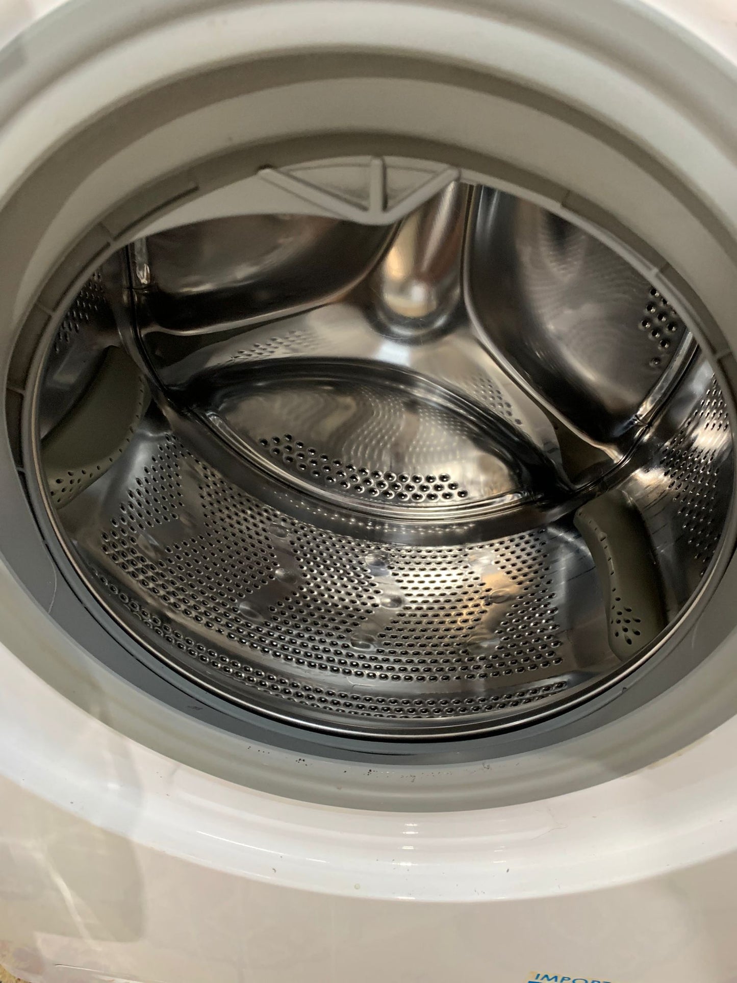 Beautiful Candy Latest Model White 9KG Washing Machine For Sale