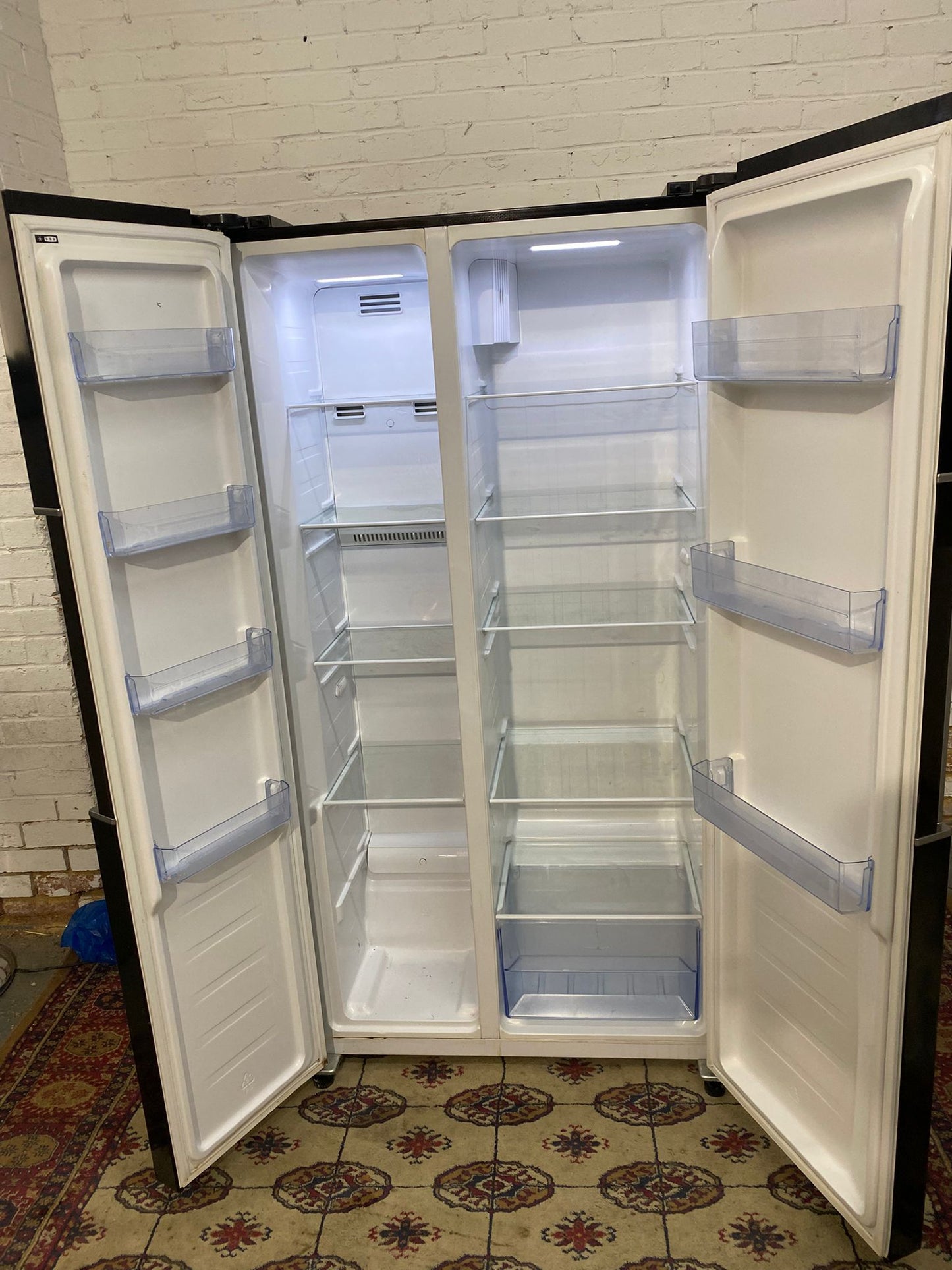 Hoover Black American Fridge Freezer For Sale (video available)