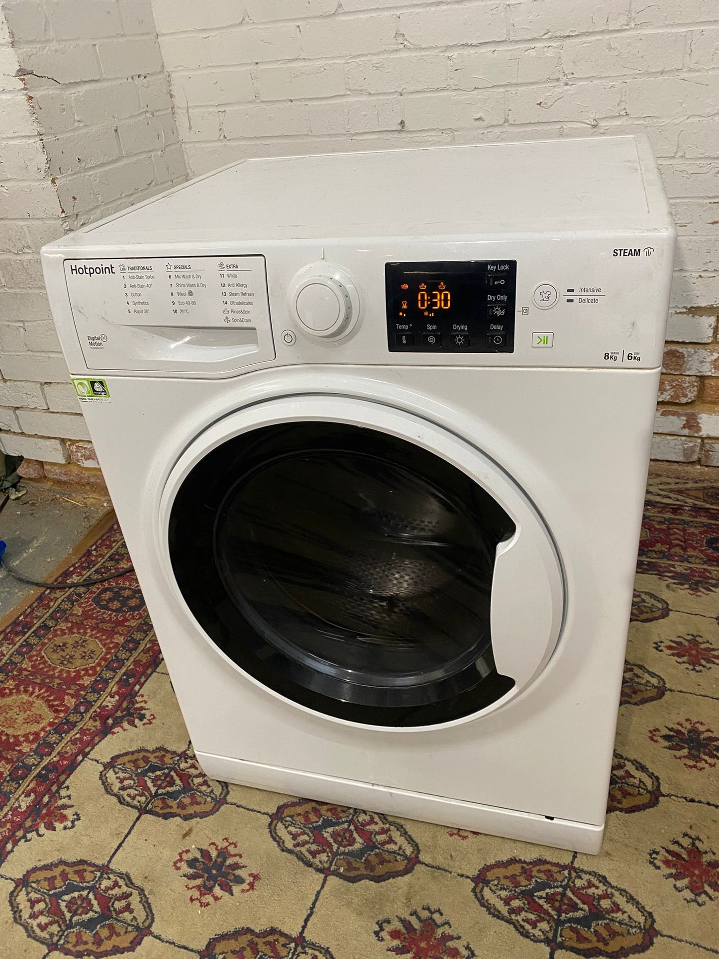 Beautiful HotPoint 8/6KG Washer Dryer For Sale