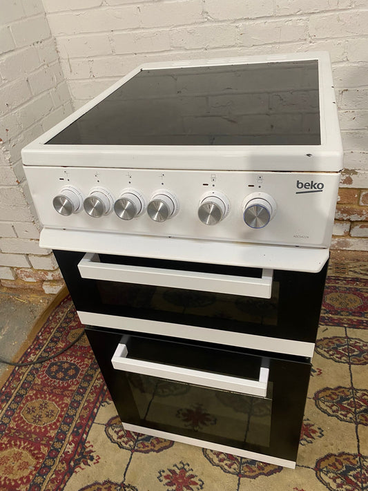 Beautiful 50 CM Amica White Electric Ceramic Cooker With Oven/Grill For Sale