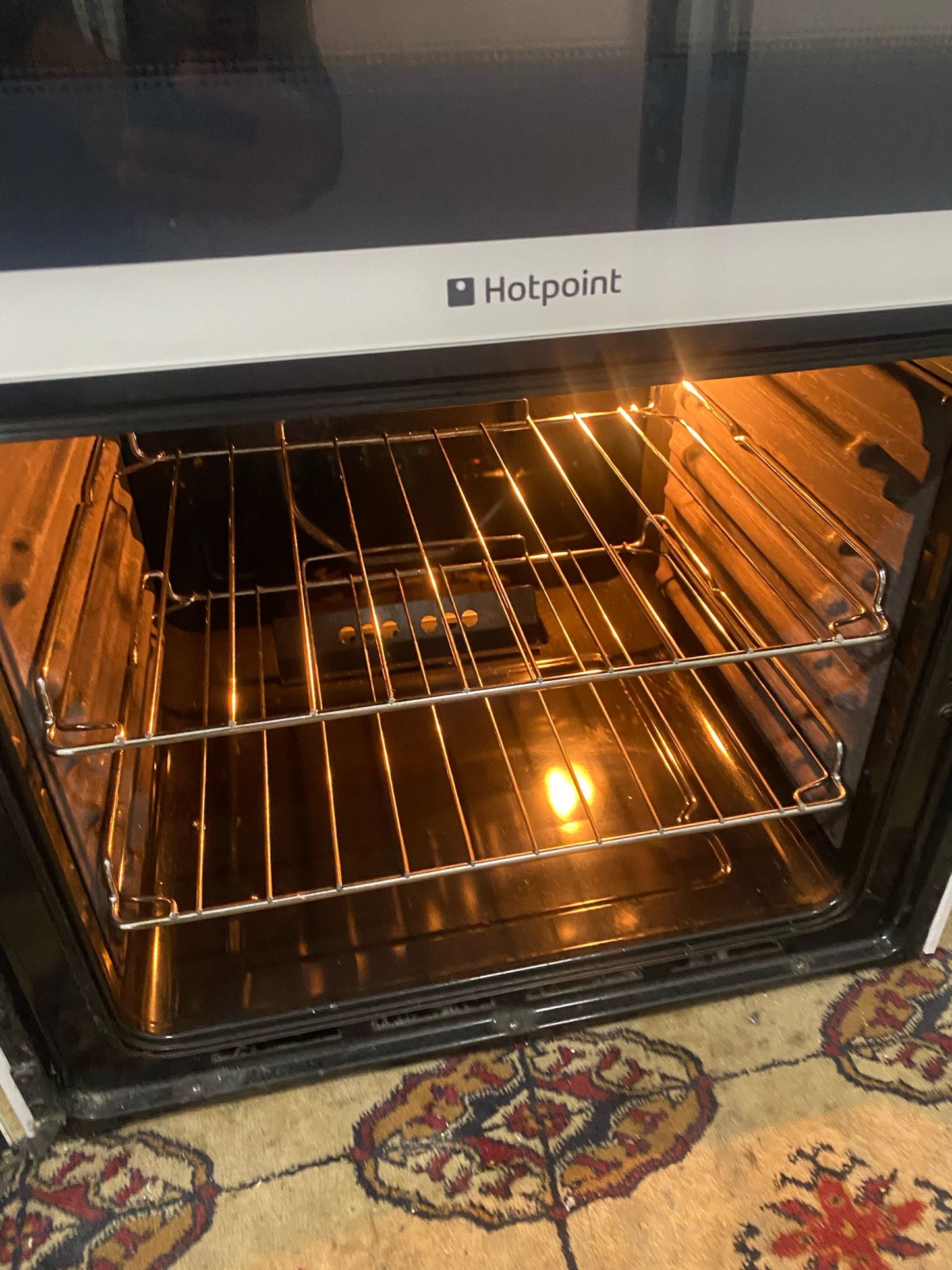 Beautiful HotPoint 60CM Gas Cooker With Oven/Grill For Sale