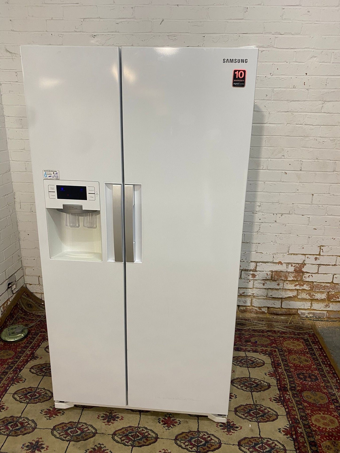 🚐🚐Beautiful Samsung White Plumb In With IceMaker American Fridge Freezer For Sale