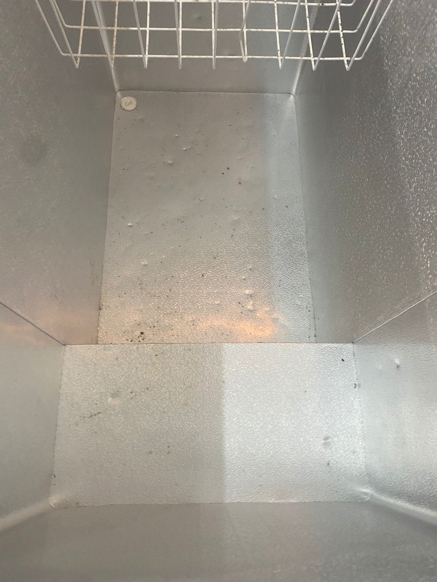 FREE DELIVERY Beautiful Indesit 280L Chest Freezer Frost Free For Sale