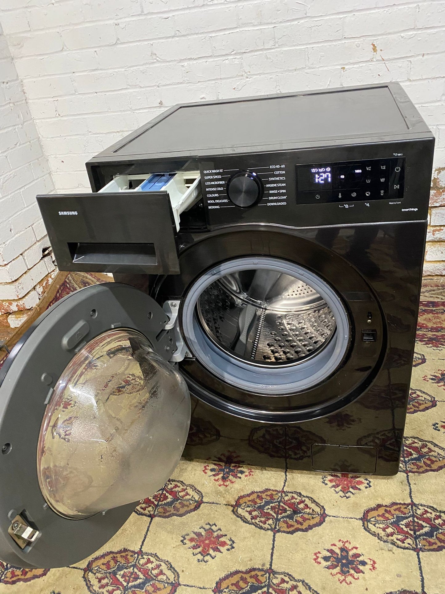 Beautiful Samsung Black 10Kg Washing Machine For Sale