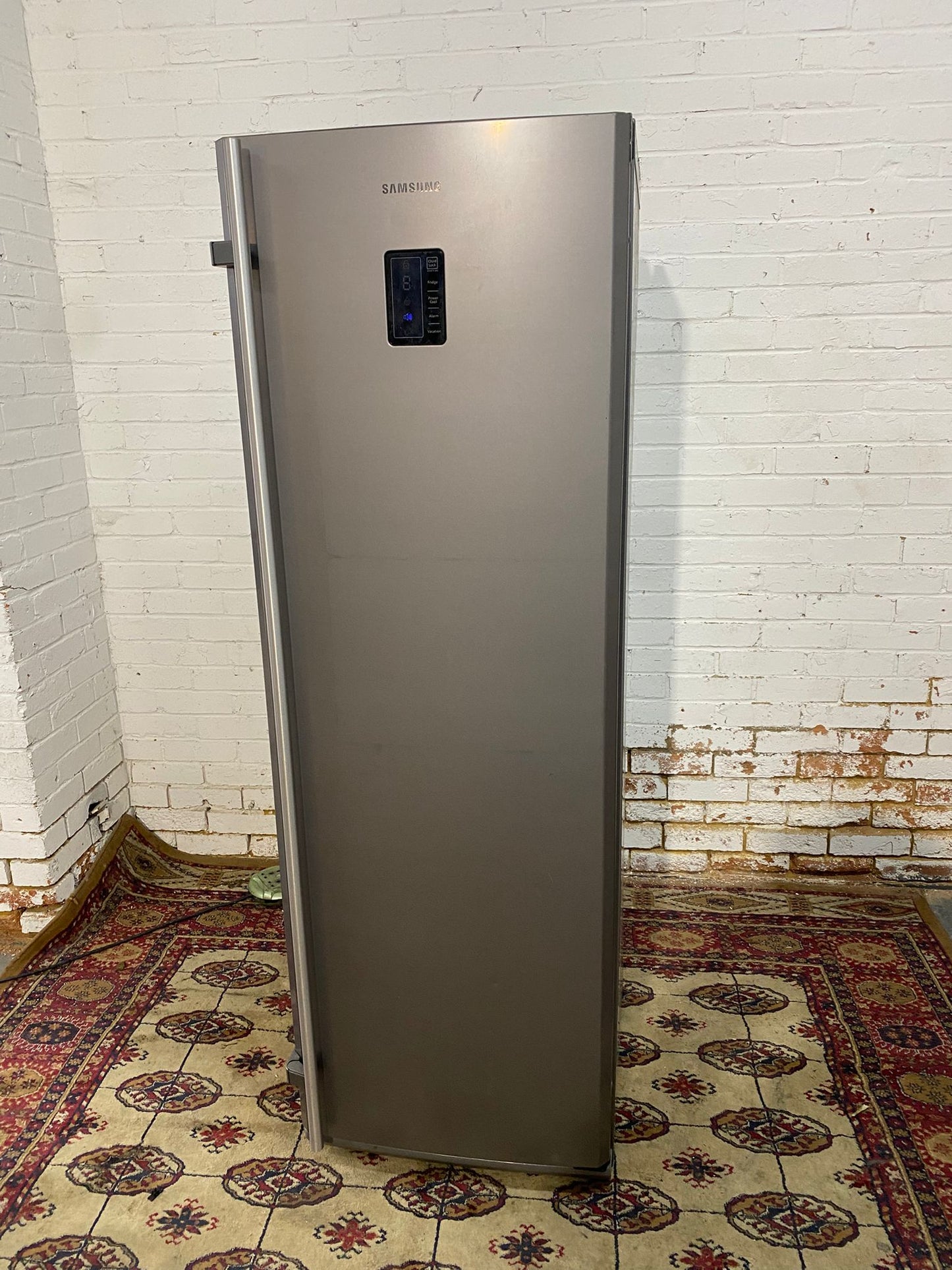 FREE DELIVERY Beautiful Samsung Standing Fridge For Sale