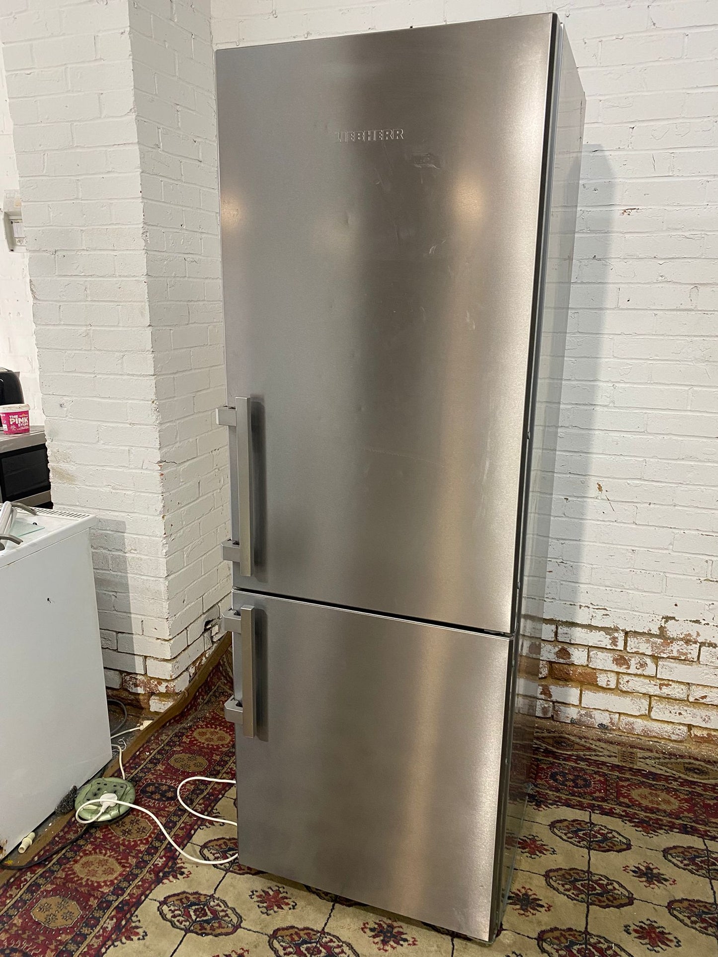 Beautiful Liebherr 70 CM Wide Stainless Steel Fridge Freezer For Sale (video available)